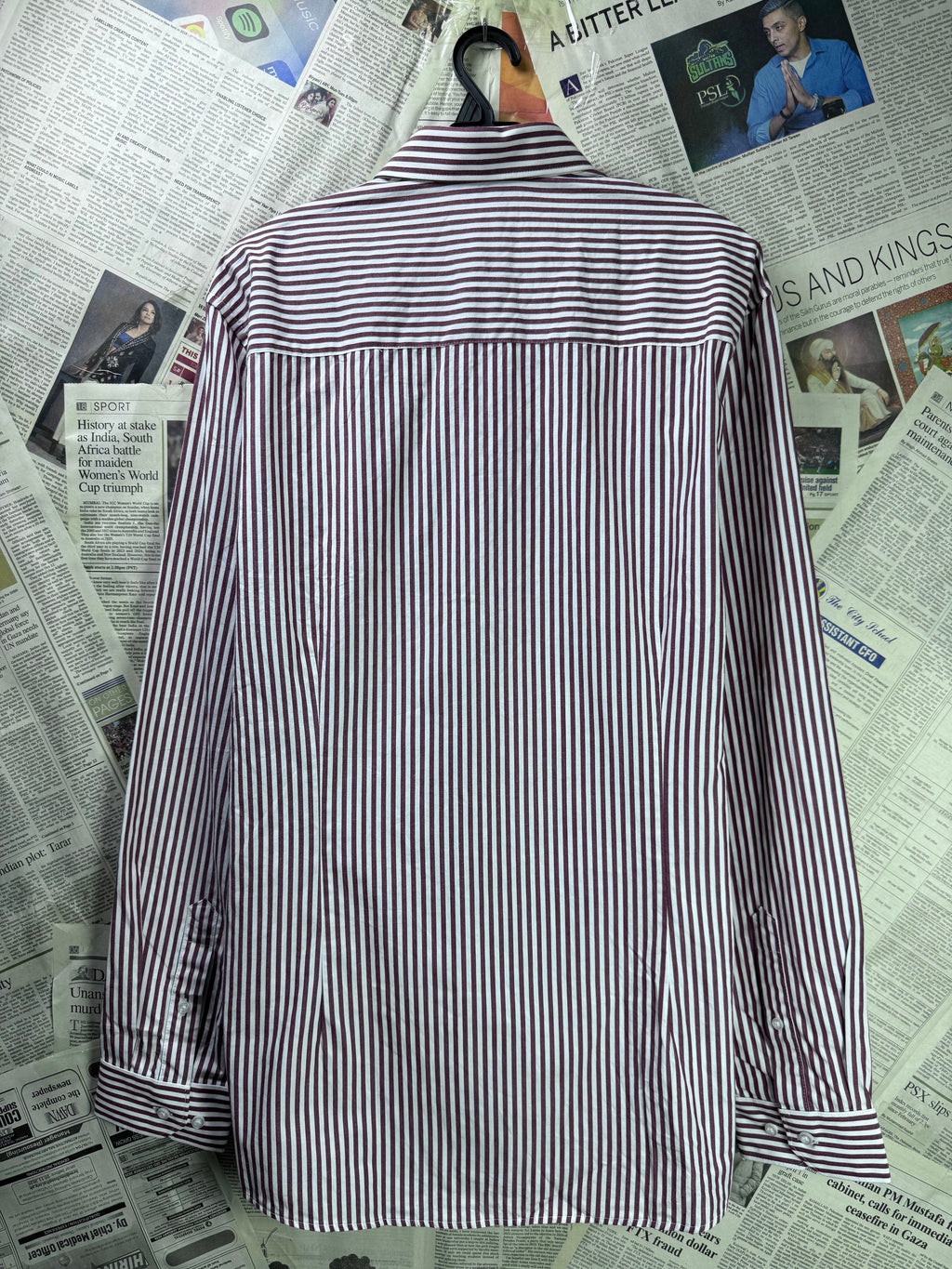 Taylor & Wright® Large | Chest: 23.5" | White & Light Maroon Stripe | Shirt | Cotton | 3353 - Genuine Maal