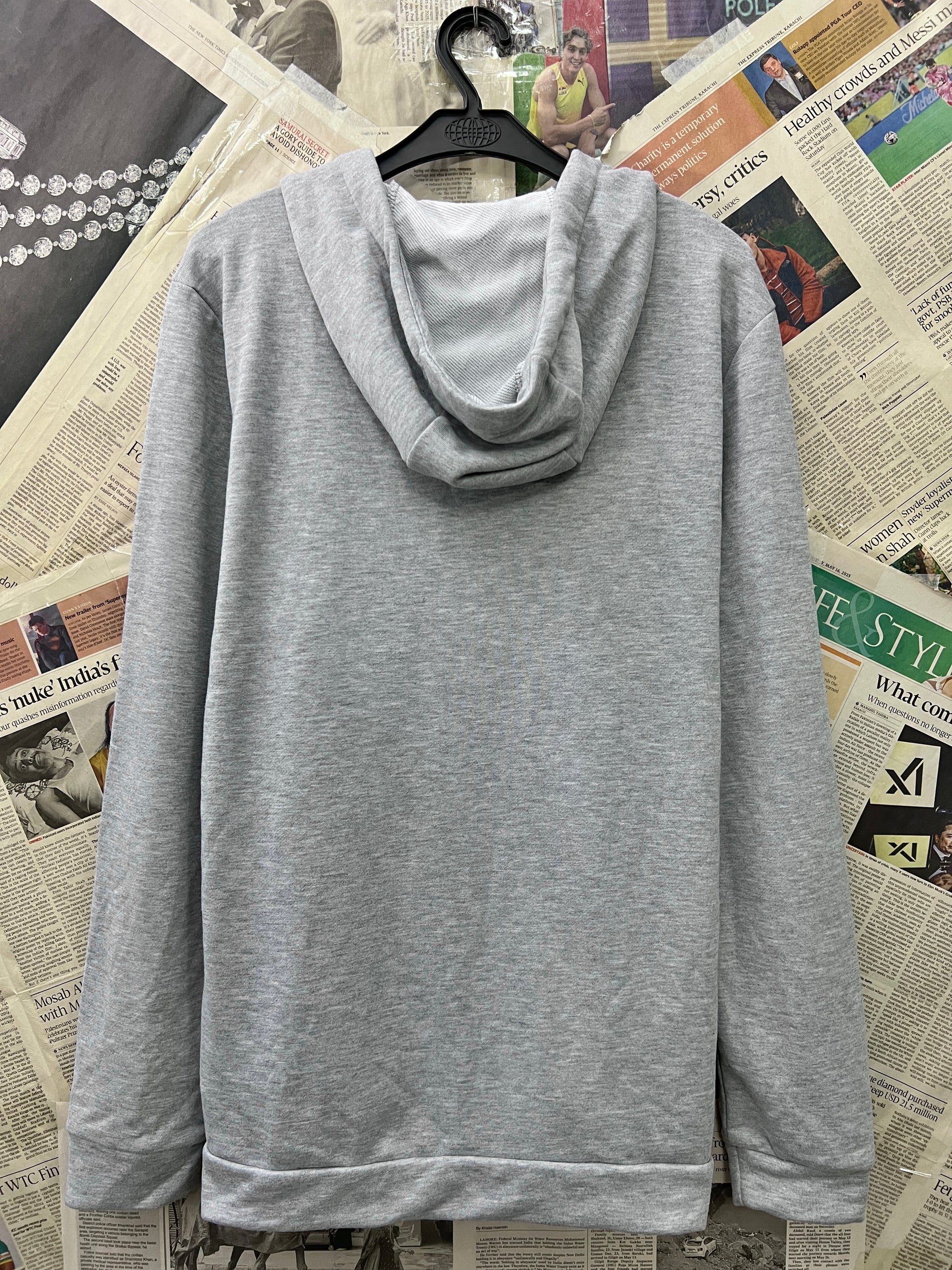 N*ke® Medium | Chest: 22 | Grey | Upper Jacket | 711 - Genuine Maal