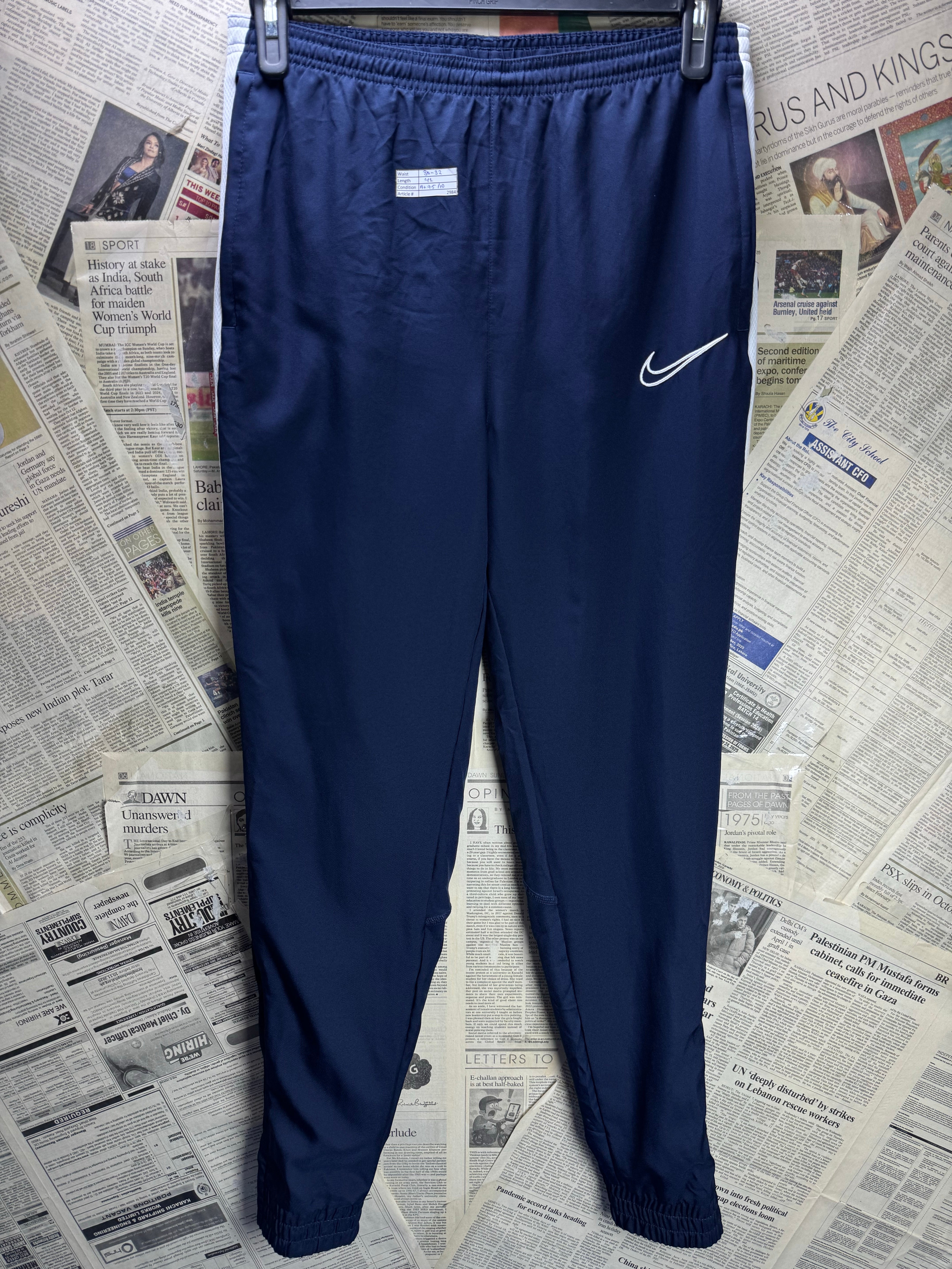 N*ke® Waist: 30" to 32" | Blue | Sports Inner Mesh Trousers | Polyester | 2984 - Genuine Maal