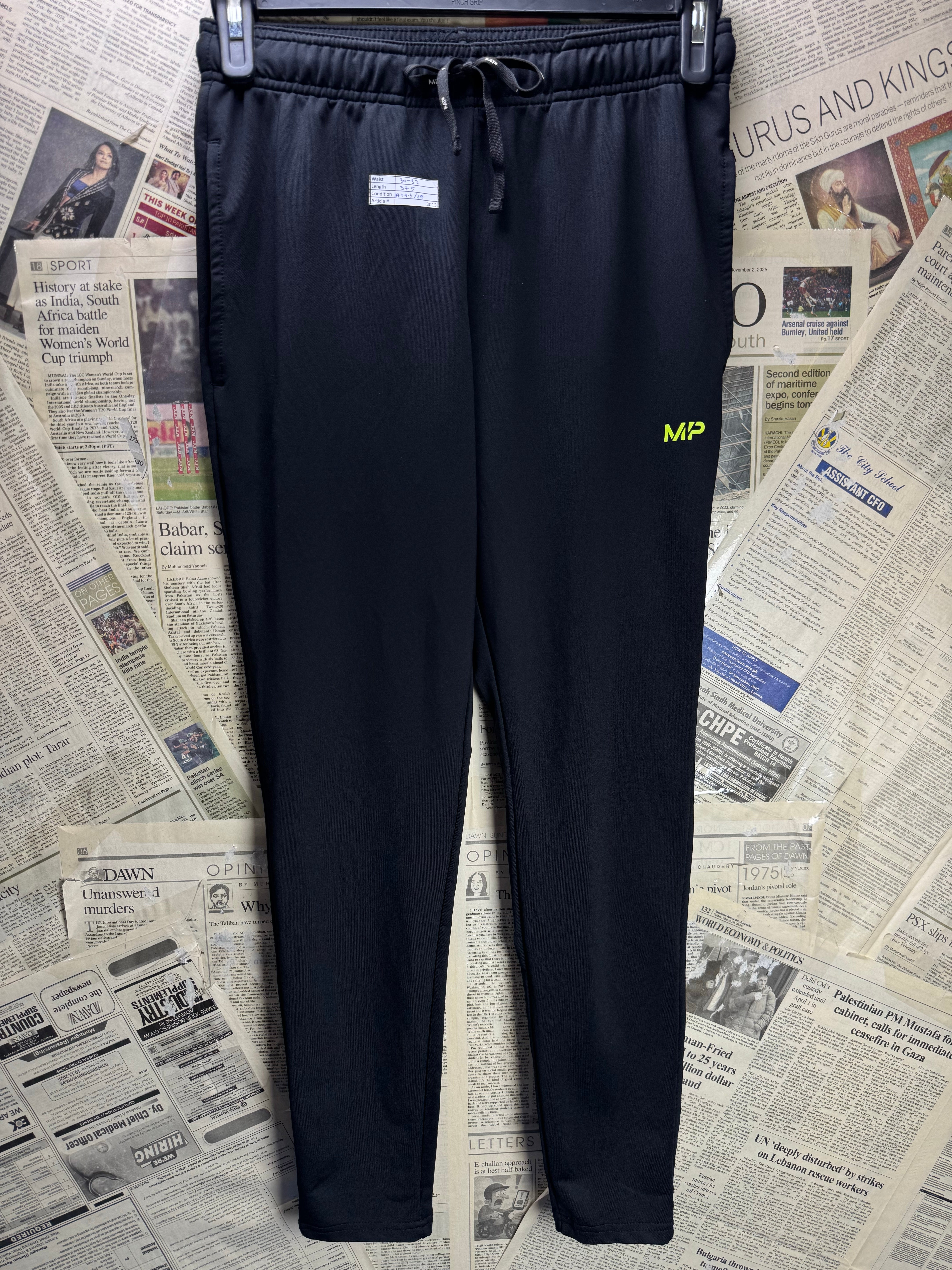 MP® Waist: 30" to 32" | Black | Sports Trousers | Poly - Elastane | 3013 - Genuine Maal
