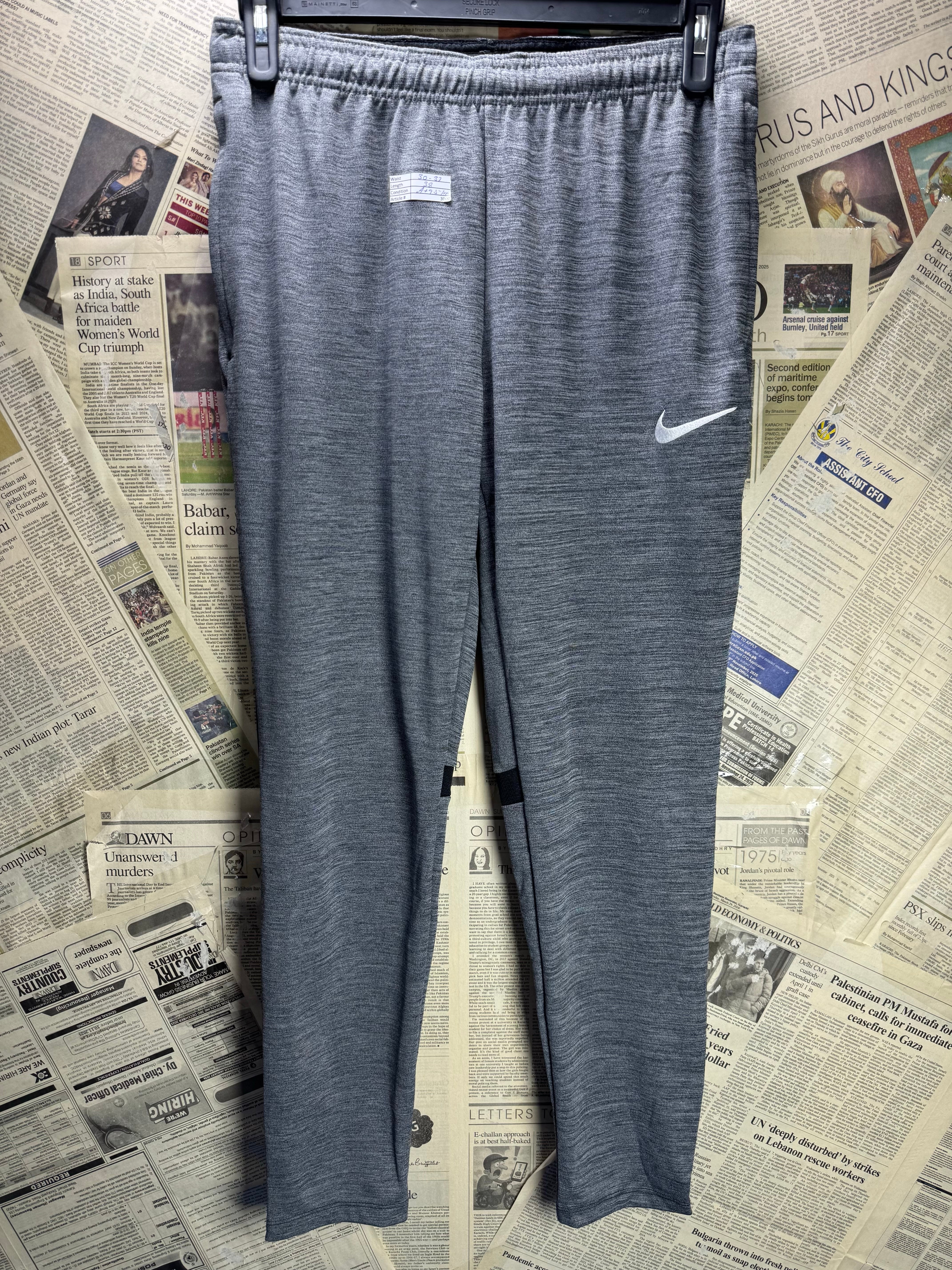 N*ke® Waist: 30" to 32" | Grey | Sports Trousers | Polyester | 3000 - Genuine Maal