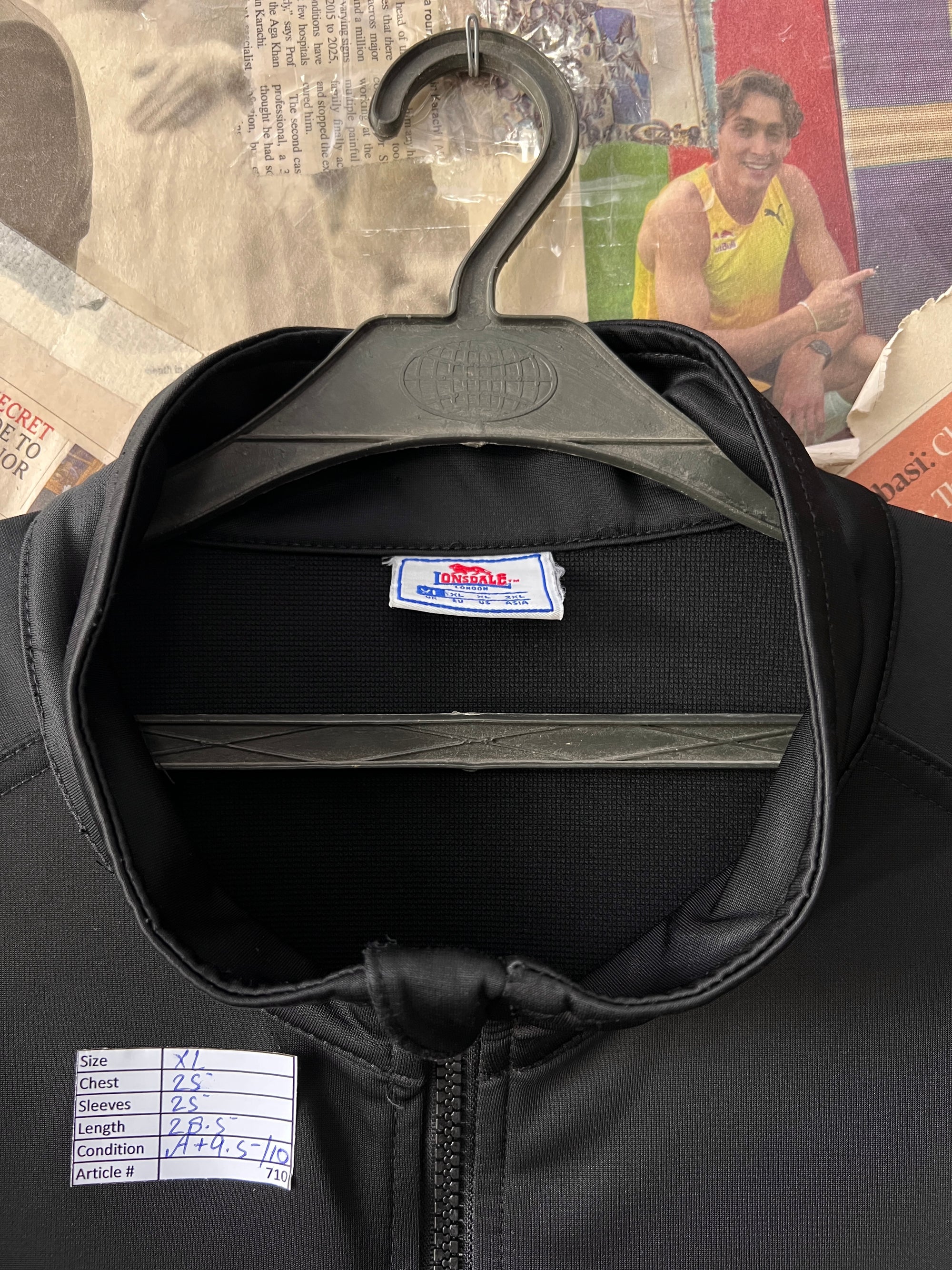 Lonsdale® XL | Chest: 25" | Black | Jacket | 710 - Genuine Maal