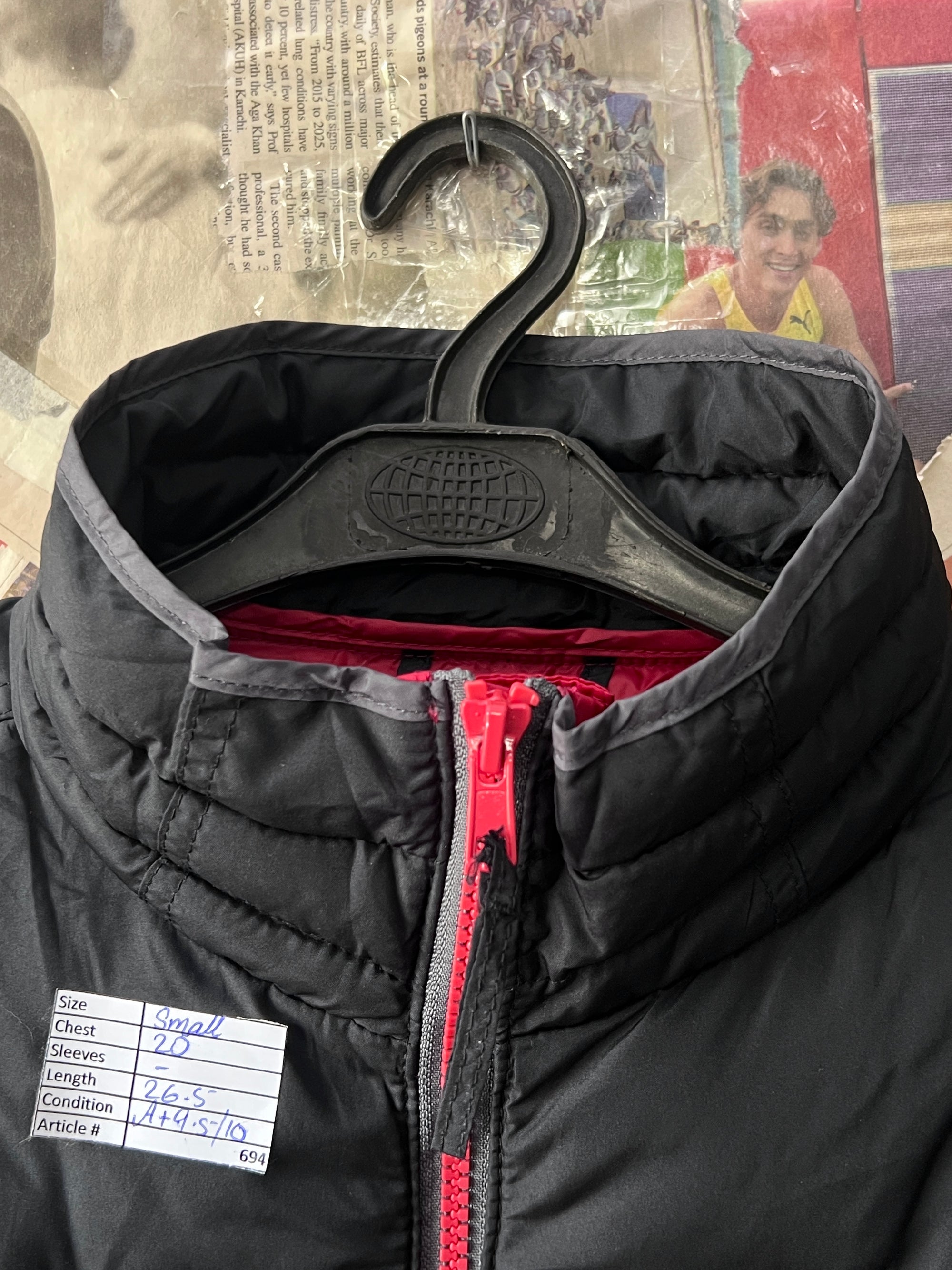 F&F® Small | Chest: 20" | Black | Sleeveless Puffer Jacket | 694 - Genuine Maal