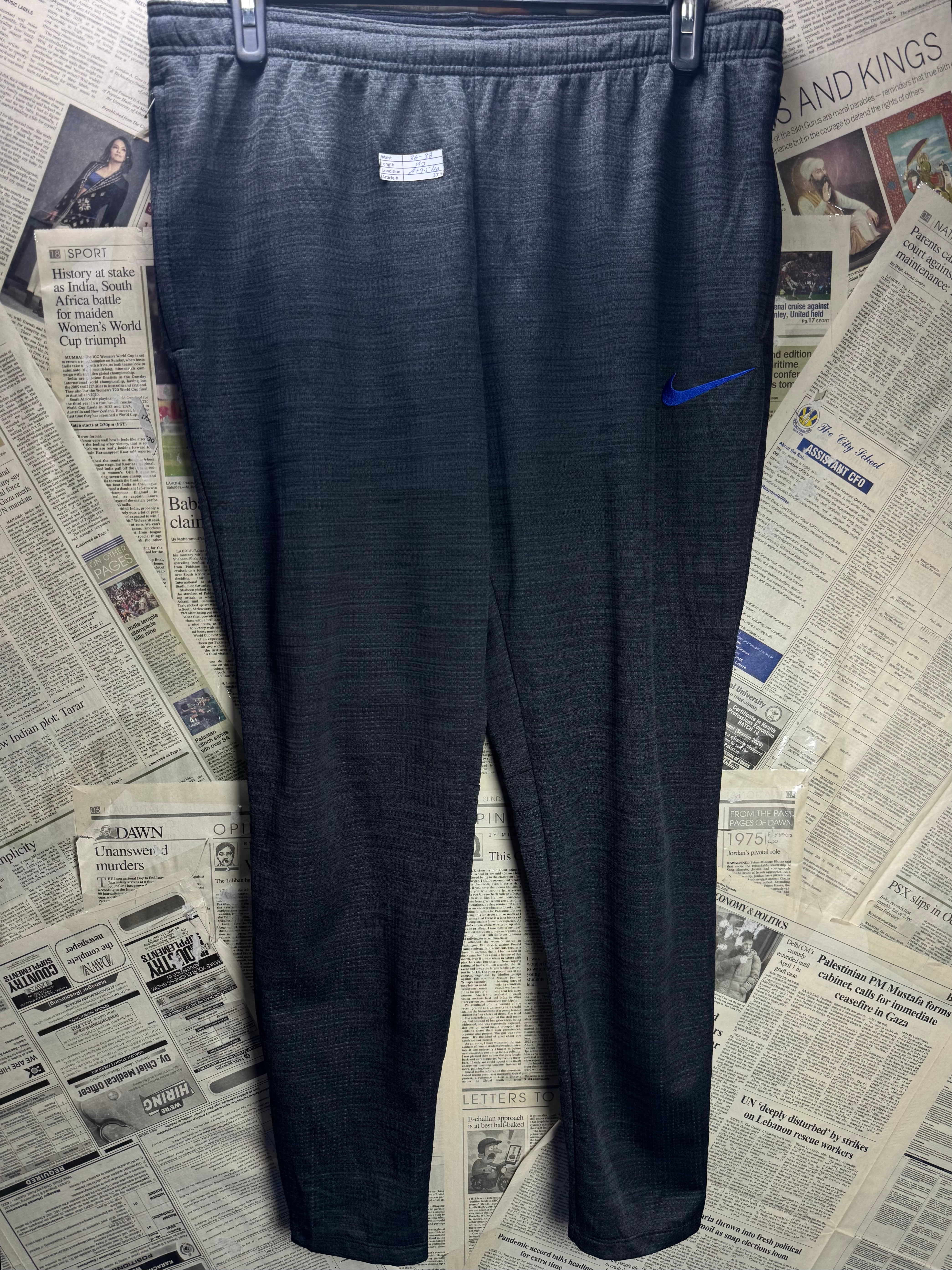 N*ke® Waist: 36" to 38" | Grey | Sports Trousers | Polyester | 3015 - Genuine Maal