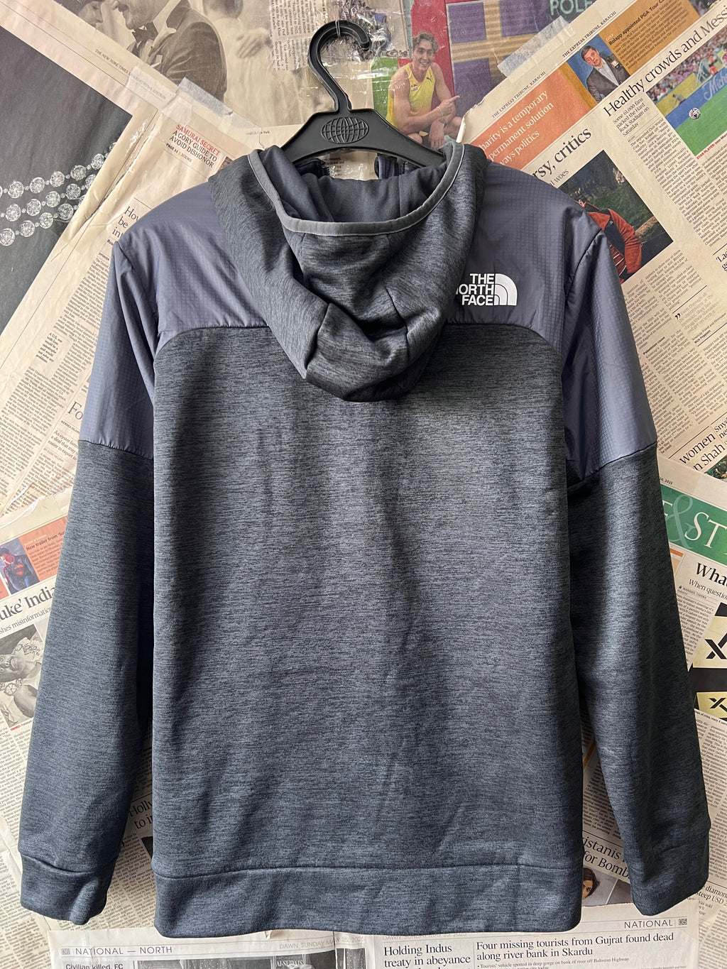 The North Face® Small | Chest: 20" | Black | Jacket | 820 - Genuine Maal