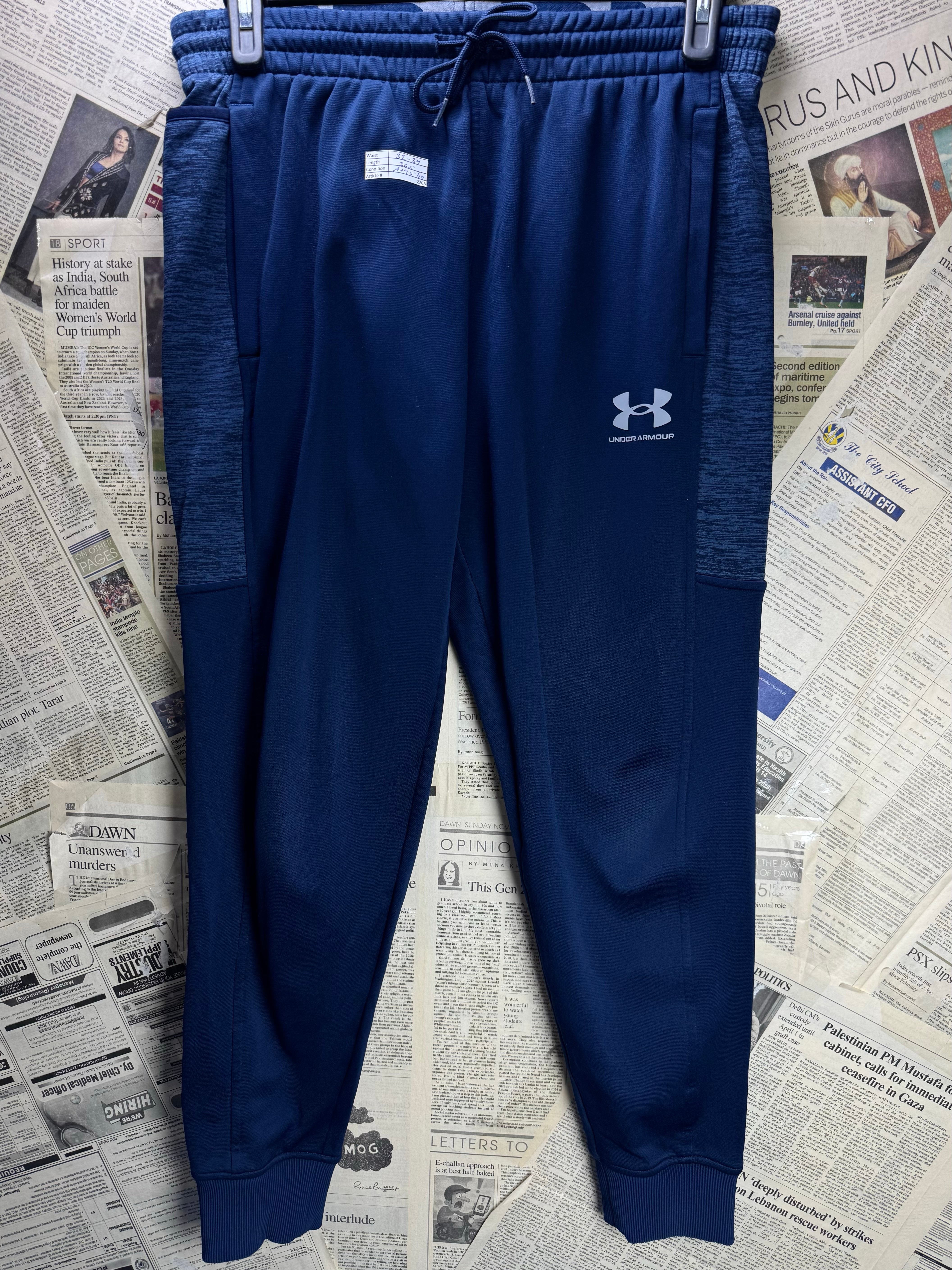 Under Armo*r® Waist: 32" to 34" | Blue | Sports Trousers | Polyester | 2763 - Genuine Maal