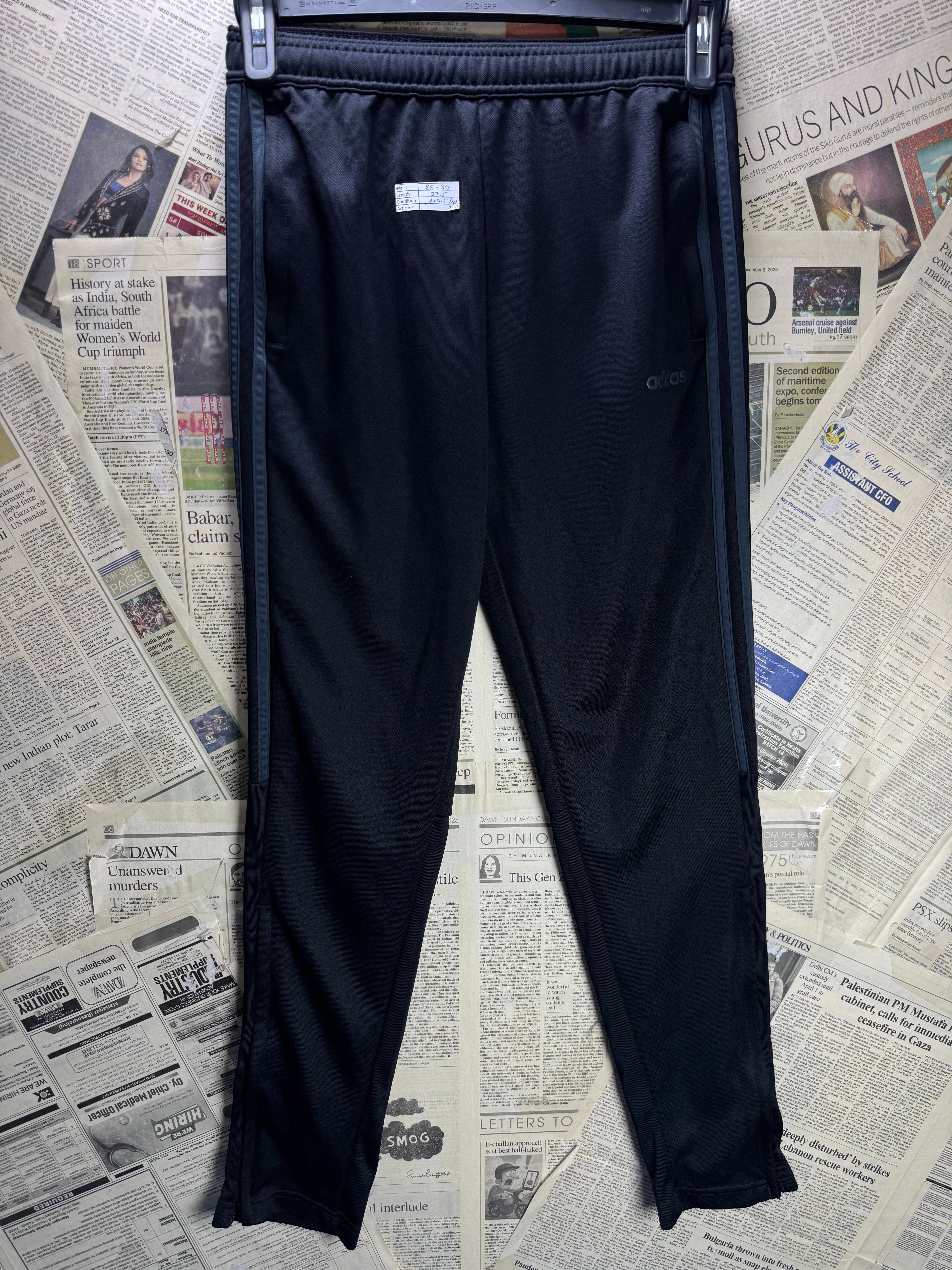 Adi*as® Small | Chest: 21" | Black | Tracksuit | Polyester | 4697 - Genuine Maal