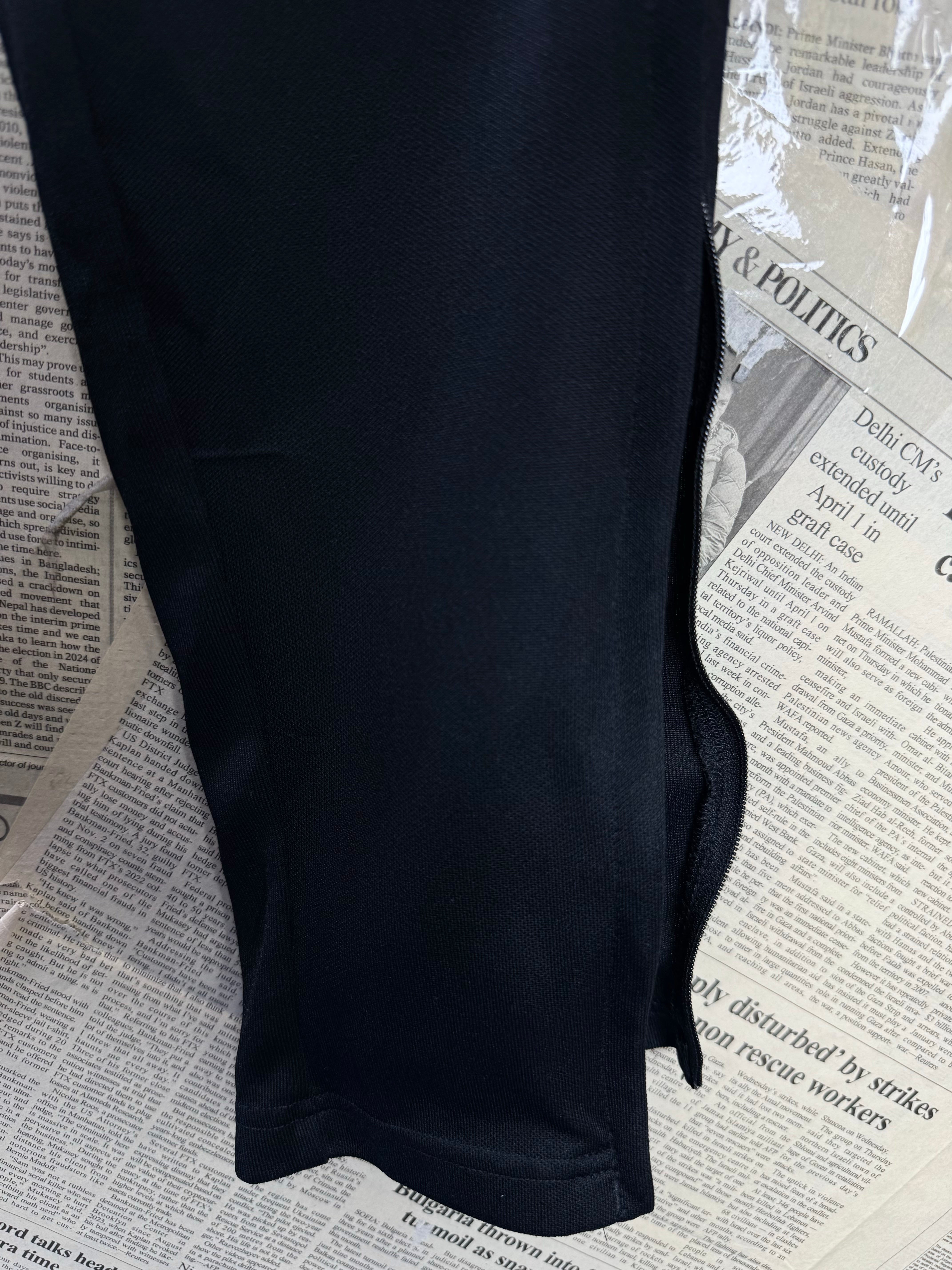 Adi*as® Small | Chest: 21" | Black | Tracksuit | Polyester | 4697 - Genuine Maal