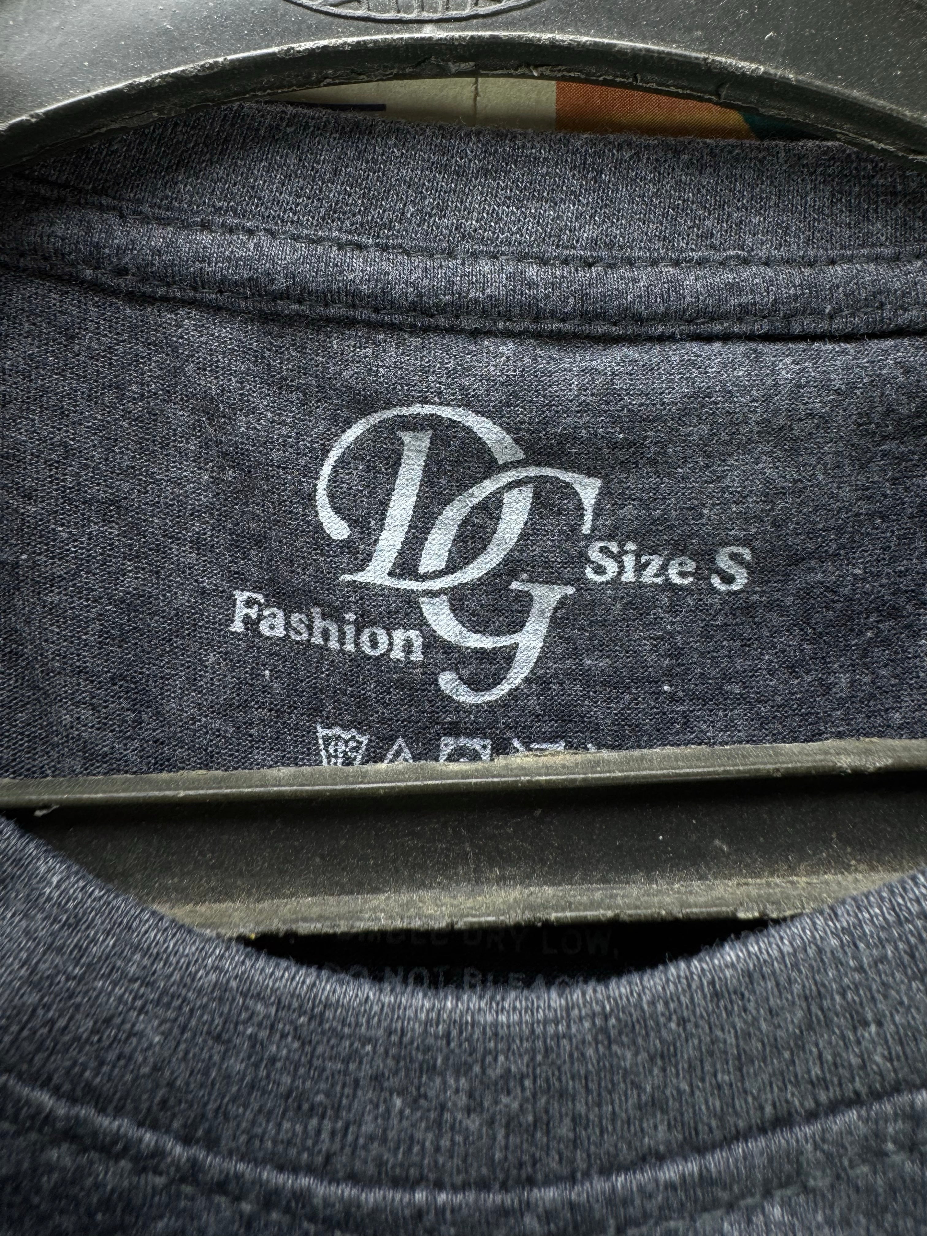 DG® Small | Chest: 19" | Black | T-Shirt | Poly - Elastane | 4885 - Genuine Maal