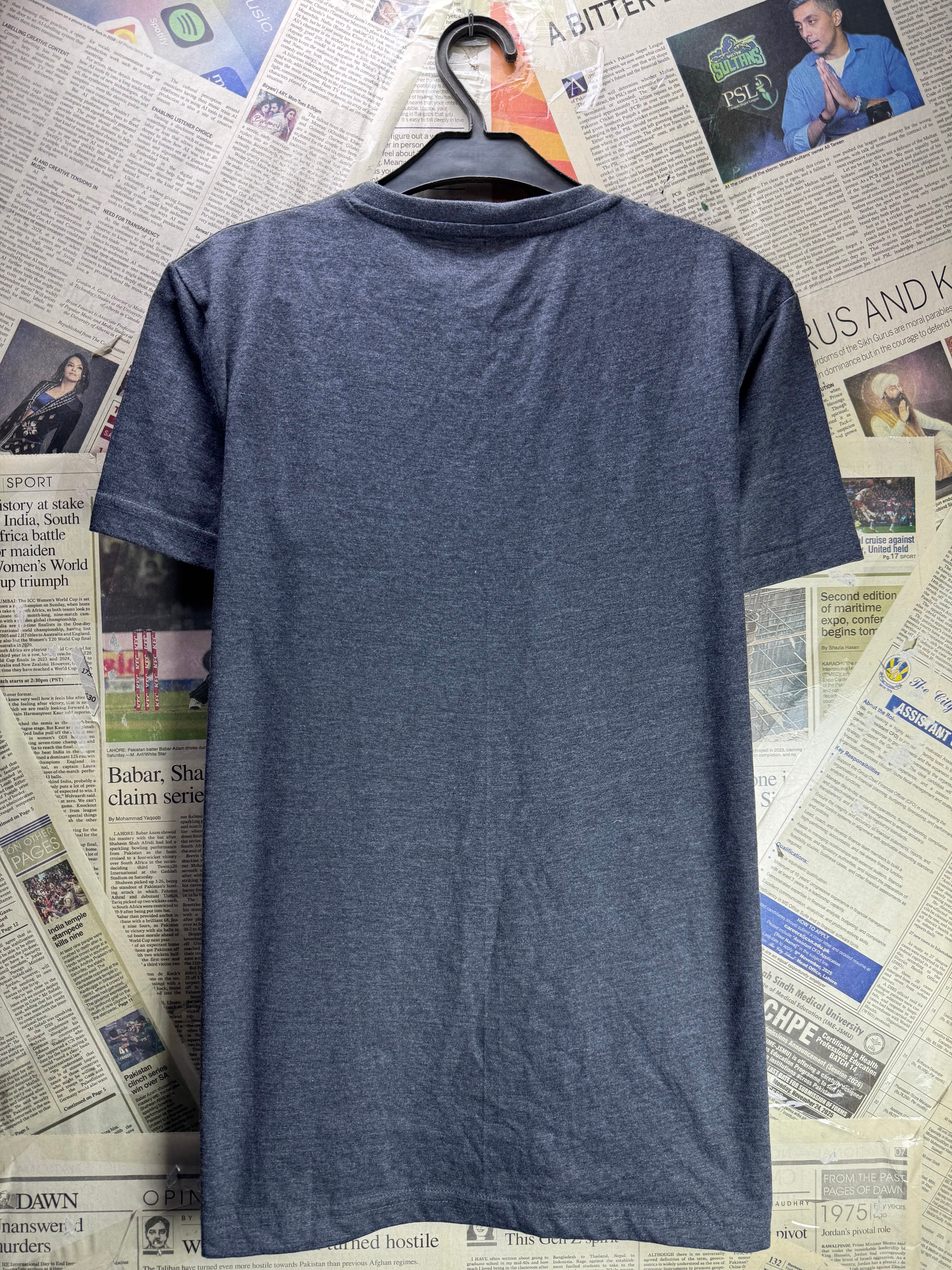 DG® Small | Chest: 19" | Black | T-Shirt | Poly - Elastane | 4885 - Genuine Maal