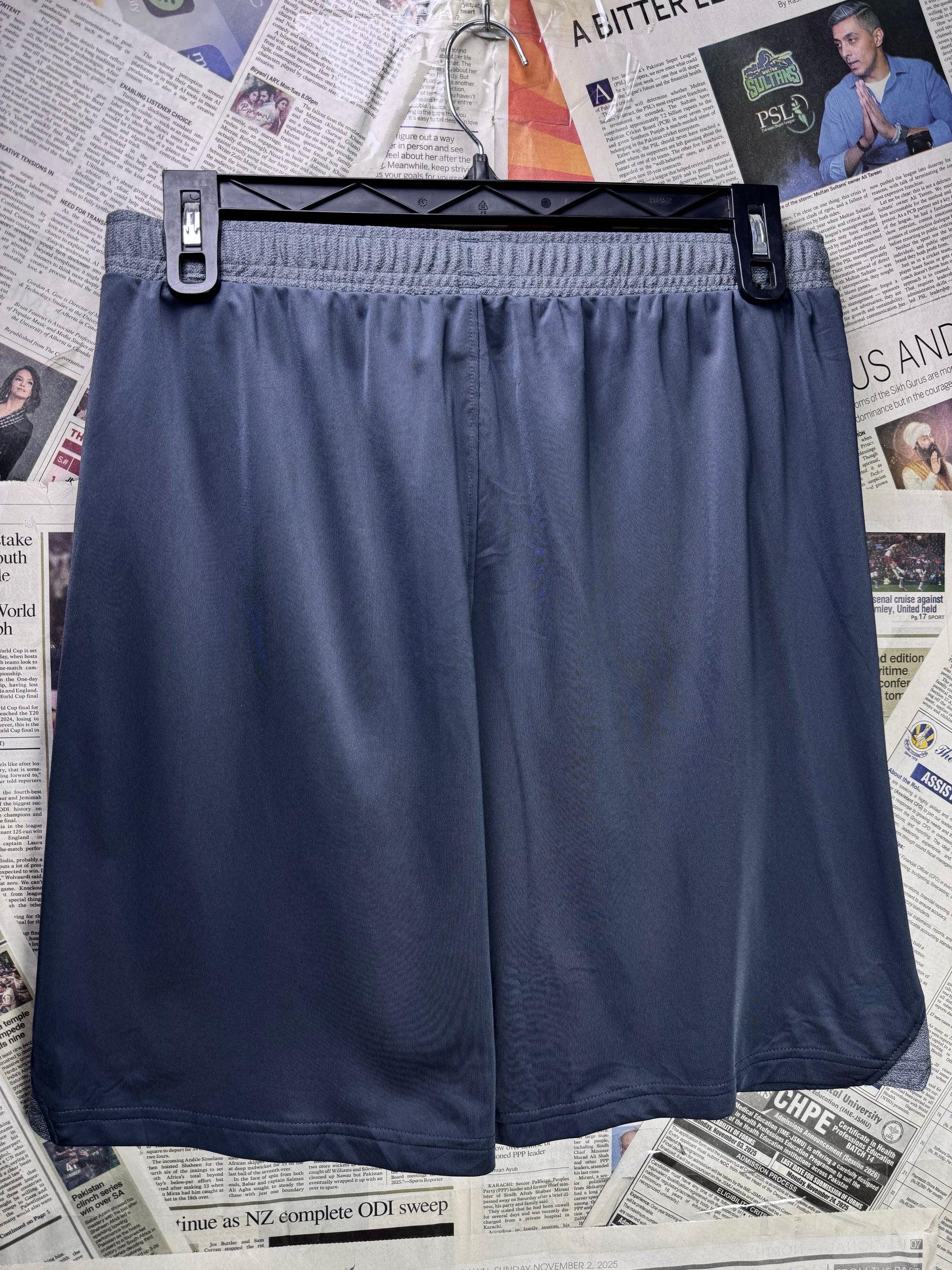 Under Armo*r® Waist: 32" to 34" | Grey | Sports Shorts | Poly | 1336 - Genuine Maal