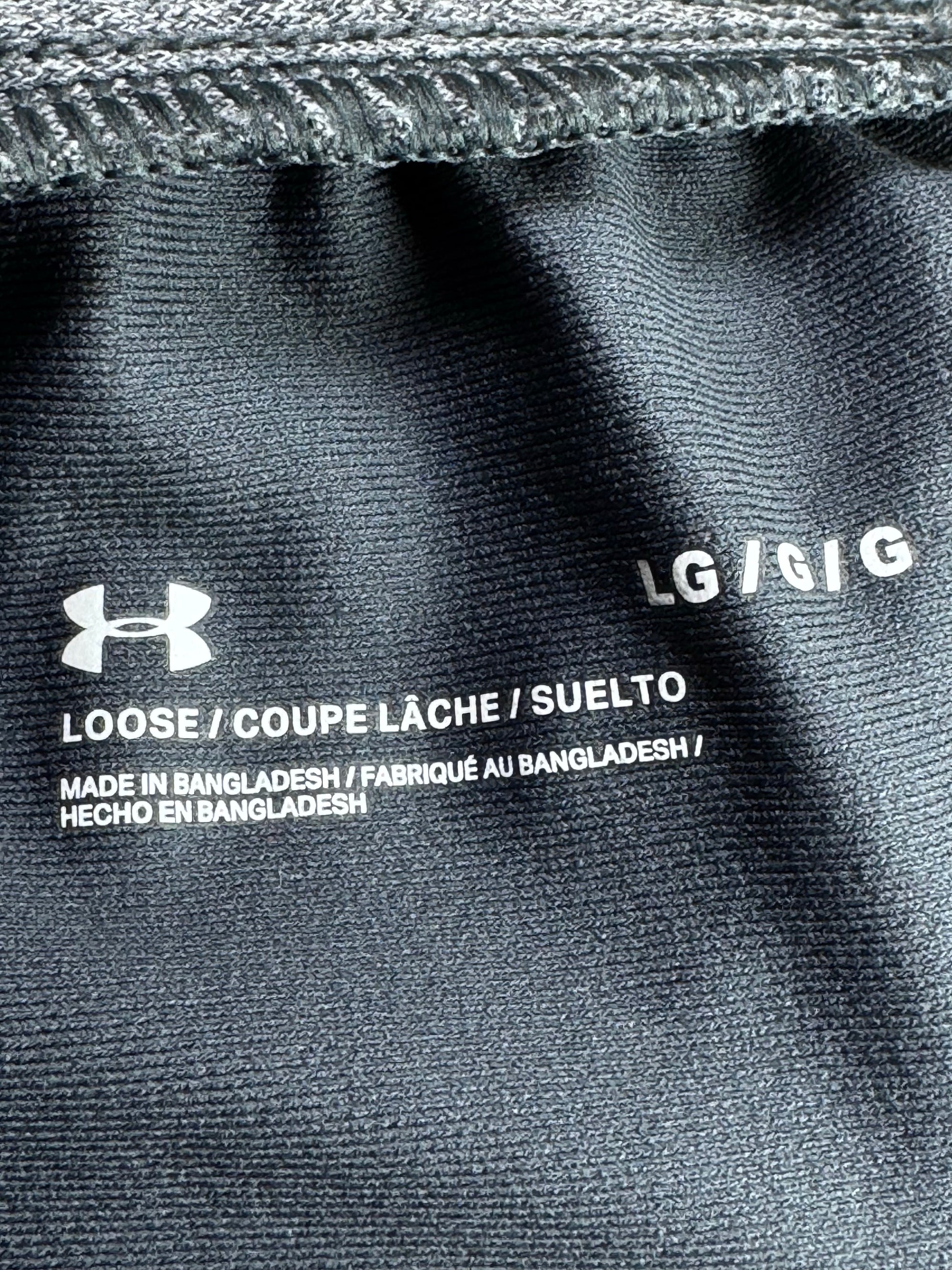 Under Armo*r® Waist: 32" to 34" | Grey | Sports Shorts | Poly | 1336 - Genuine Maal