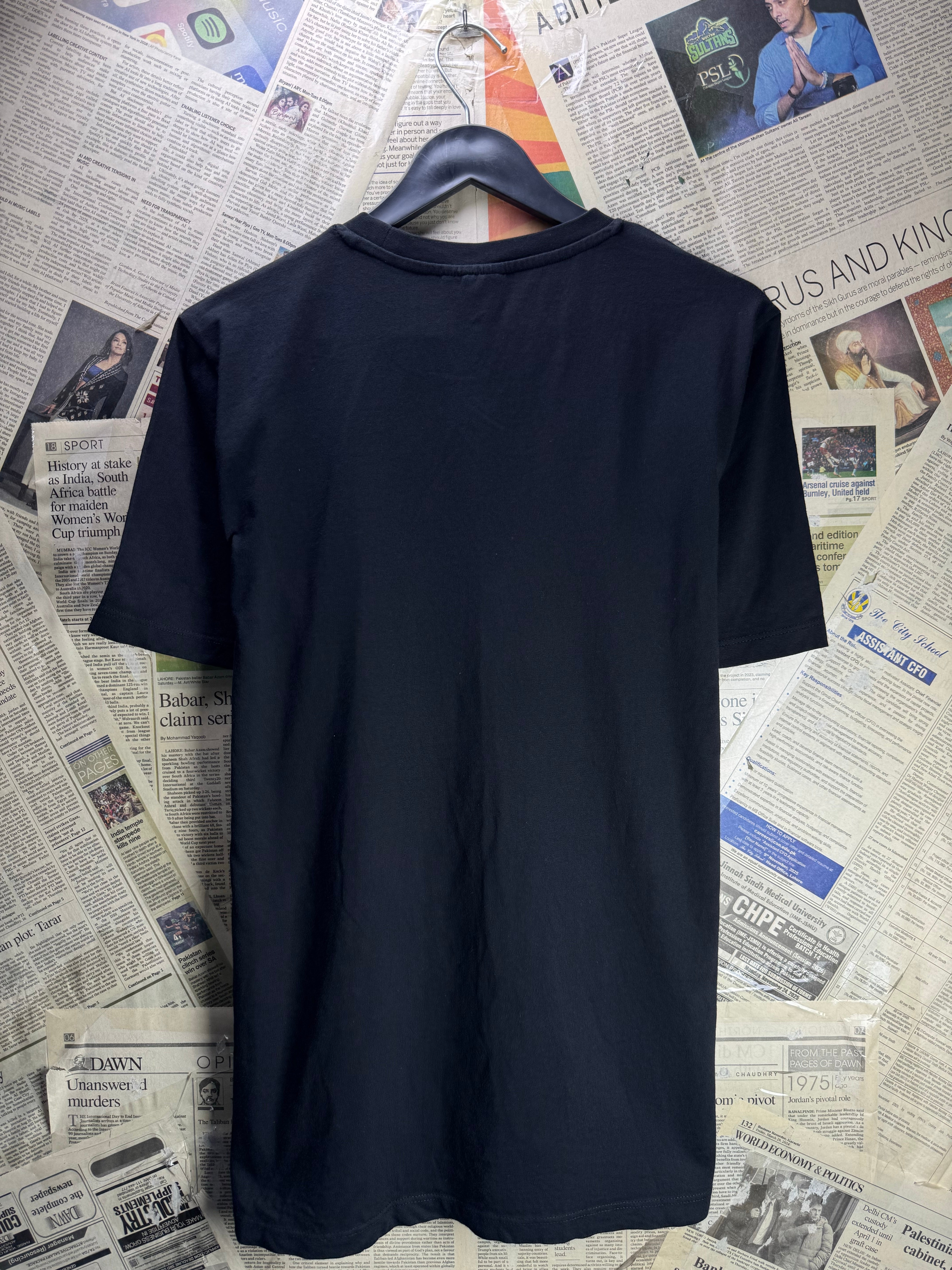 Disney® Small | Chest: 20.5" | Black | T-Shirt | Cotton | 4690 - Genuine Maal