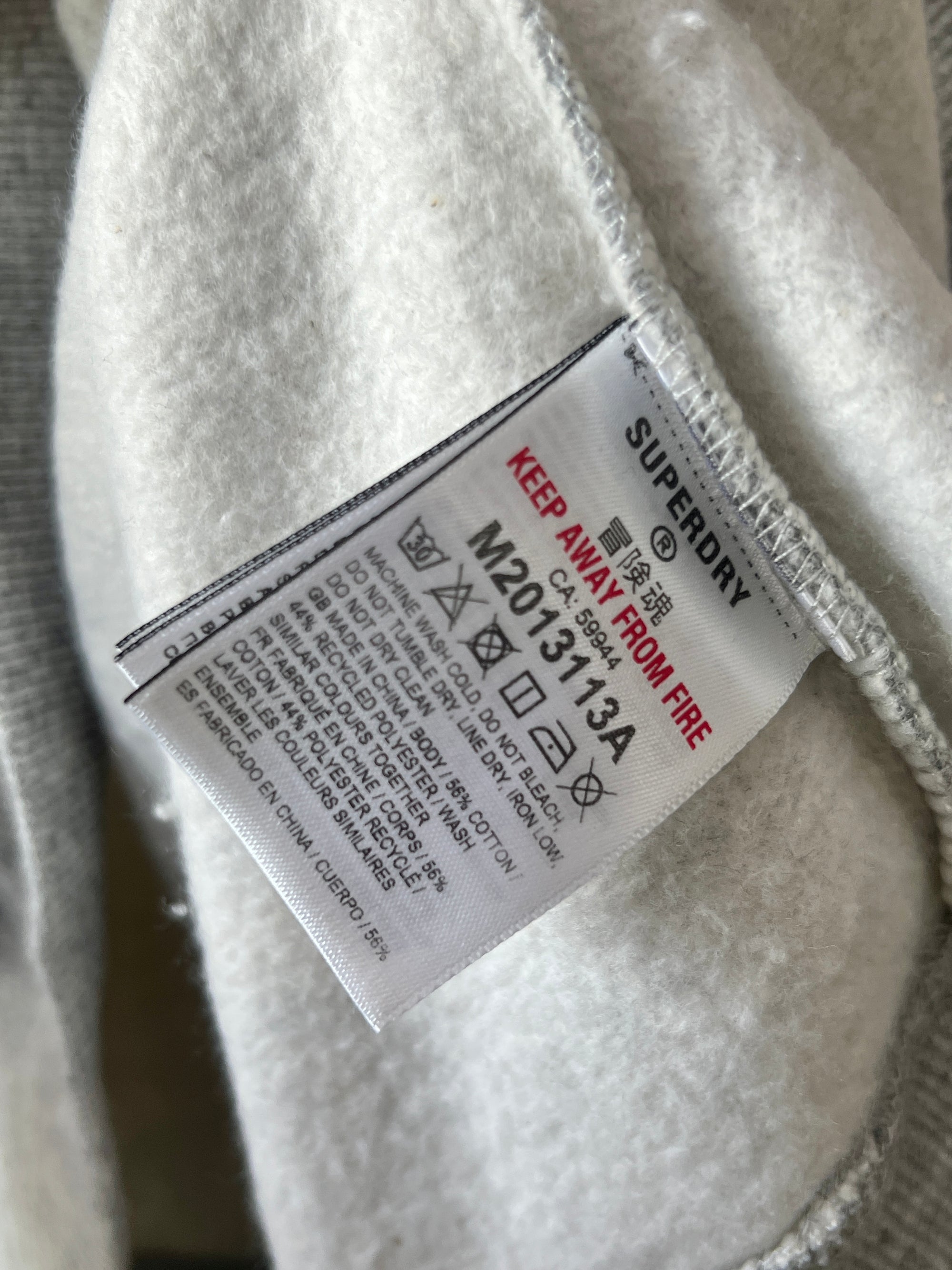 Super Dry® Medium | Chest: 22 | Grey | Sweat Shirt | 460 - Genuine Maal