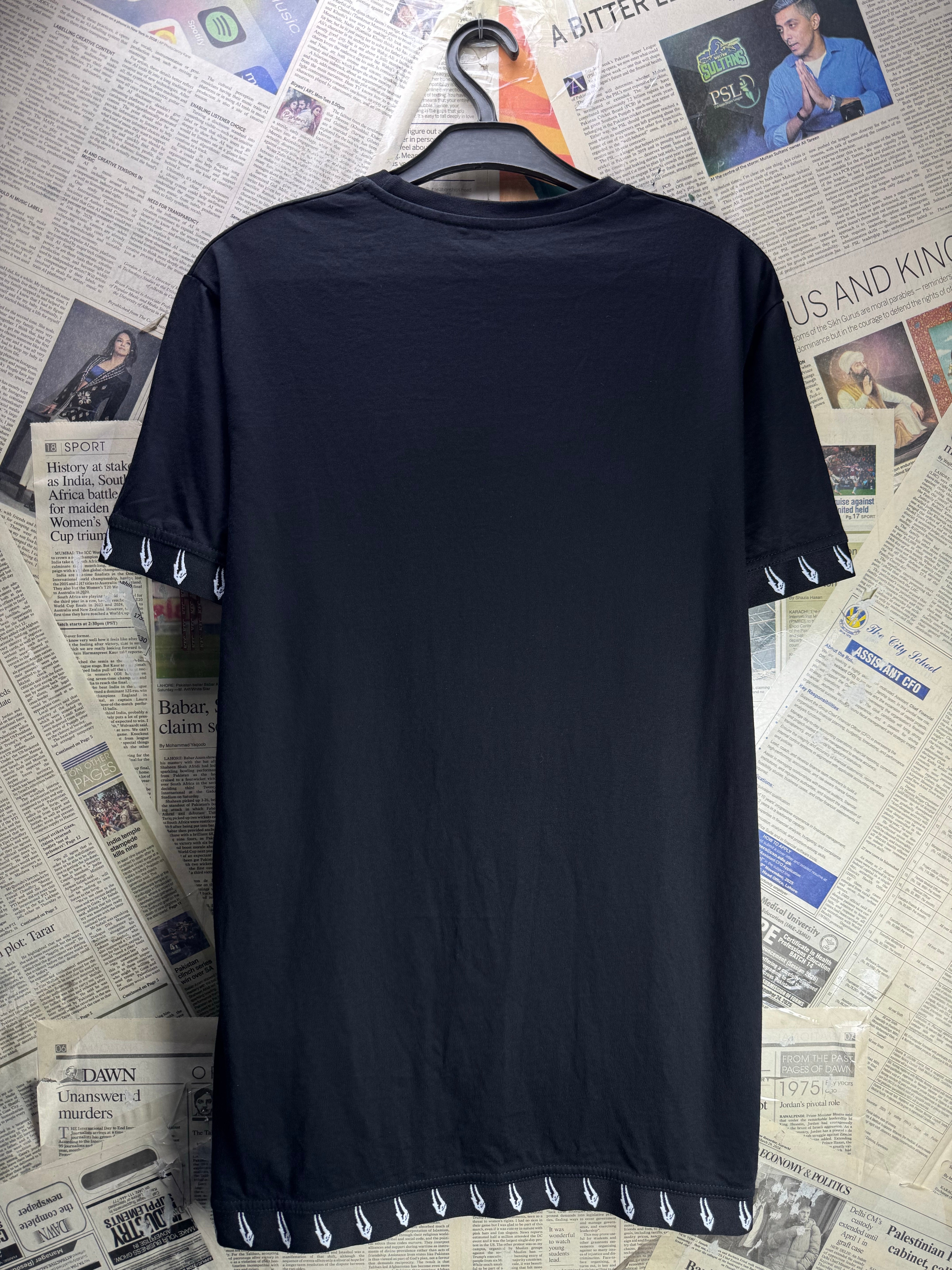 ® Small | Chest: 21" | Black | T-Shirt | Cotton | 4706 - Genuine Maal