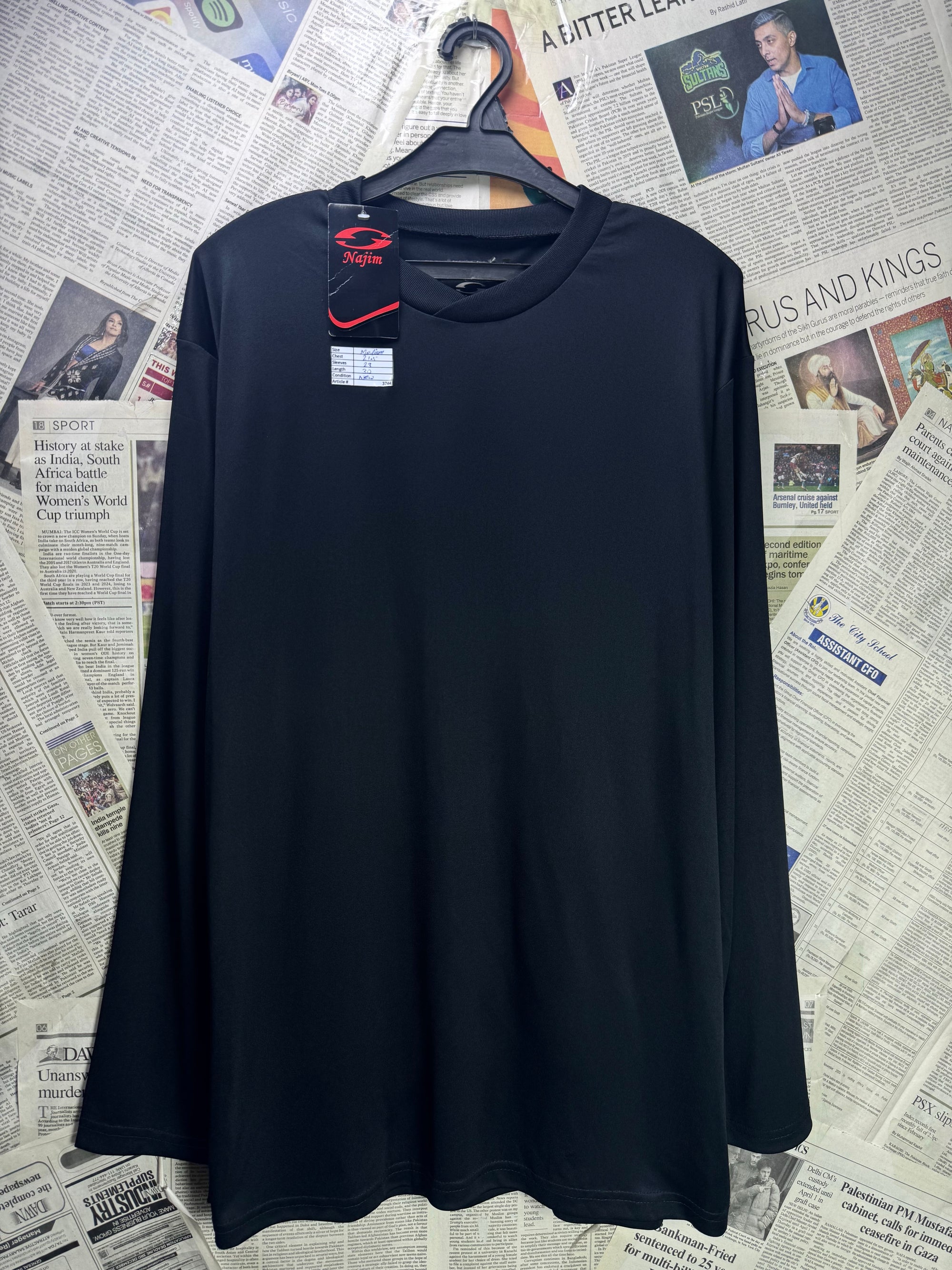 Najim® Medium | Chest: 21.5" | Black | Sports Shirt | Poly | 3744 - Genuine Maal