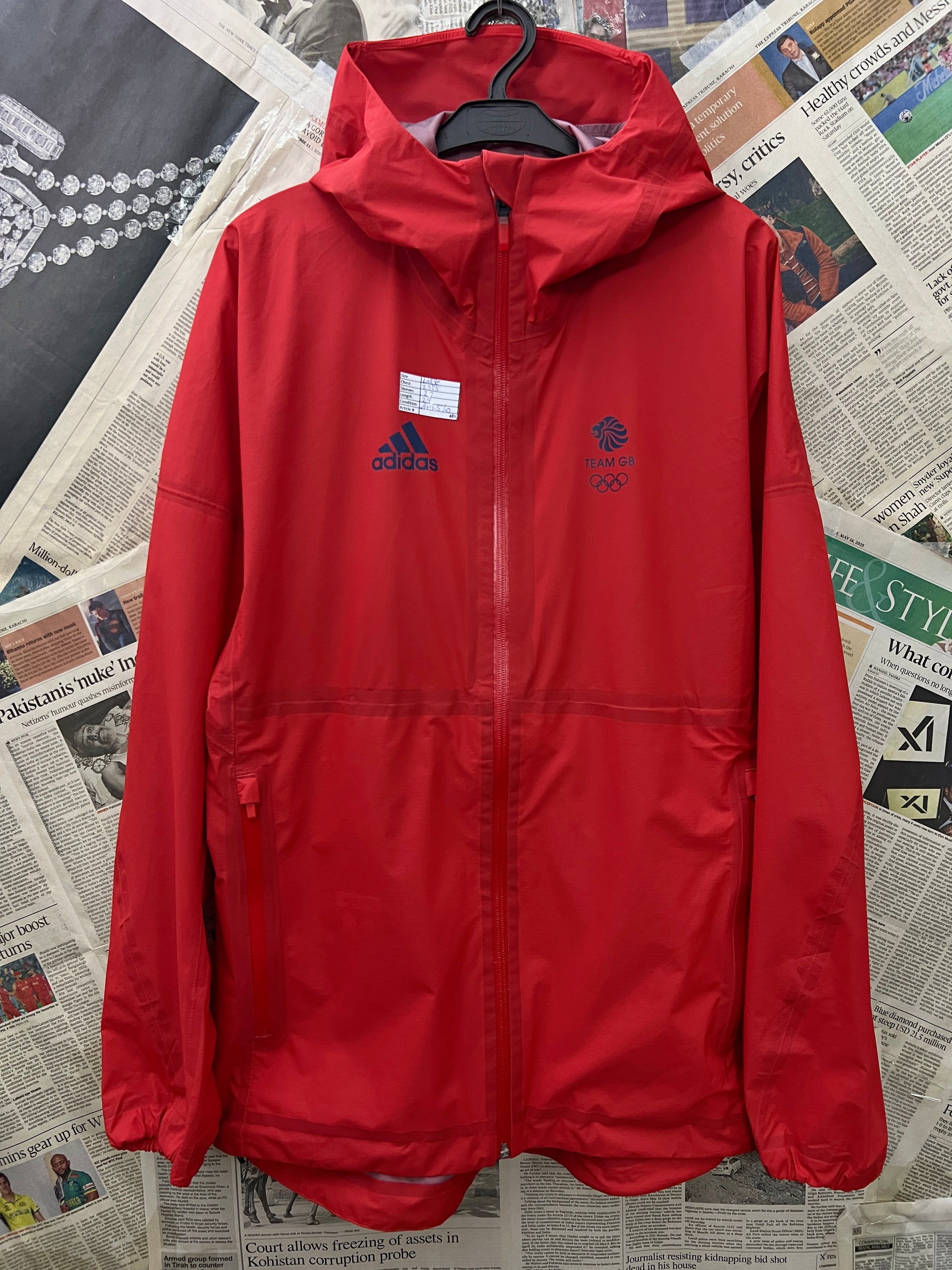 Adid*s® Large | Chest: 23.5" | Red | Rain Jacket | 468 - Genuine Maal