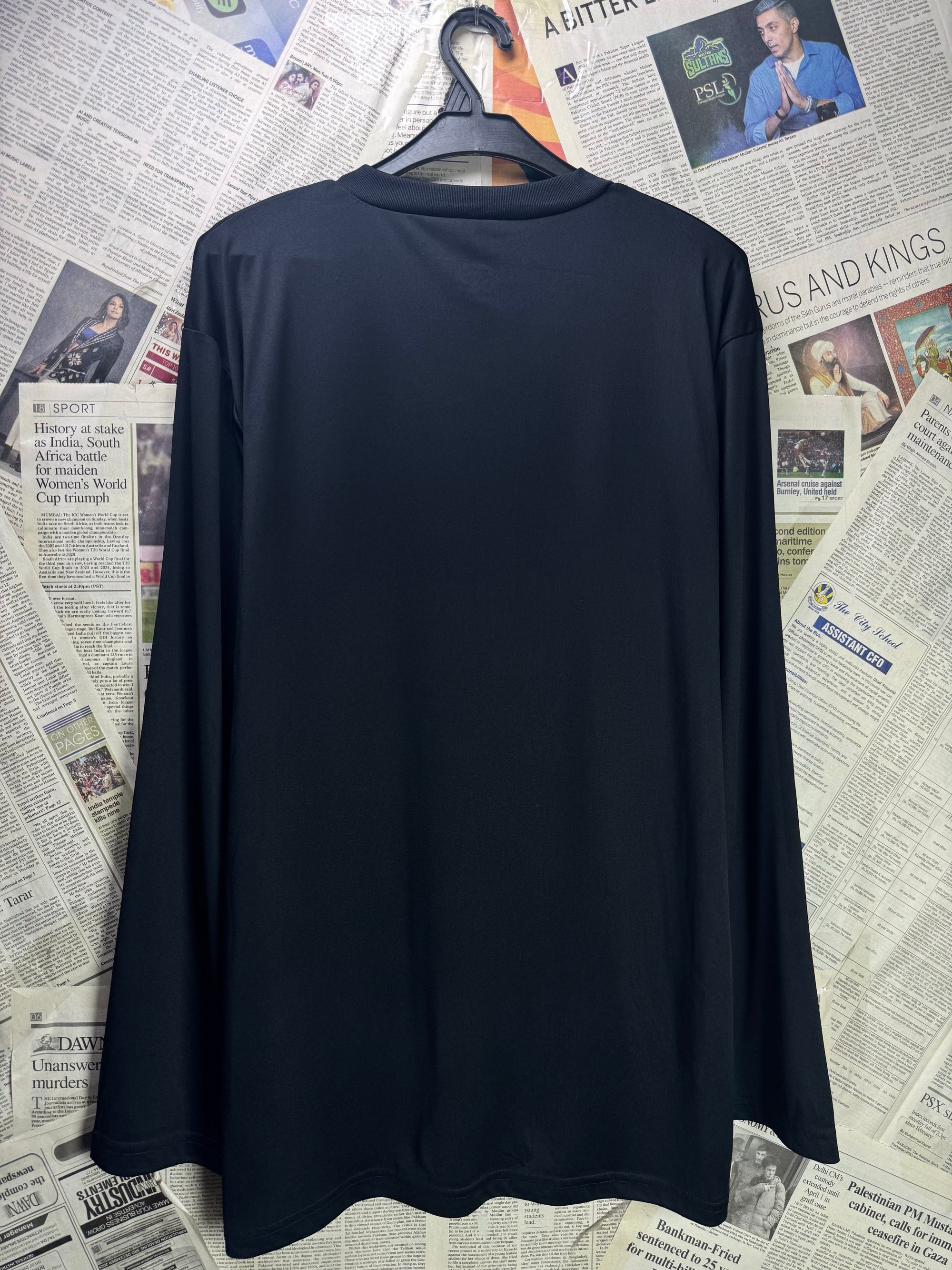 Najim® Medium | Chest: 21.5" | Black | Sports Shirt | Poly | 3744 - Genuine Maal