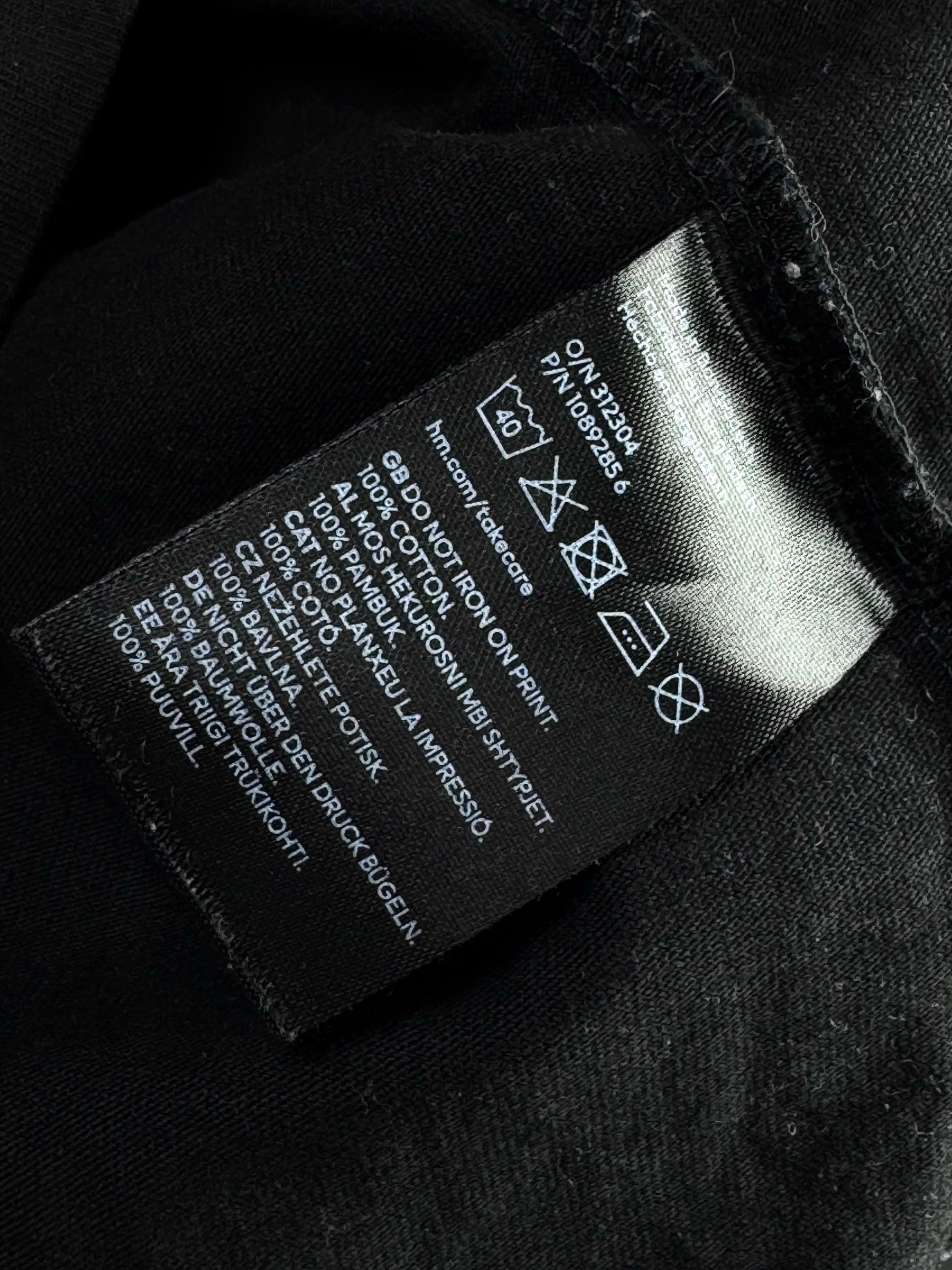 H&M® Medium | Chest: 22" | Black | T-Shirts | Cotton | 4705 - Genuine Maal