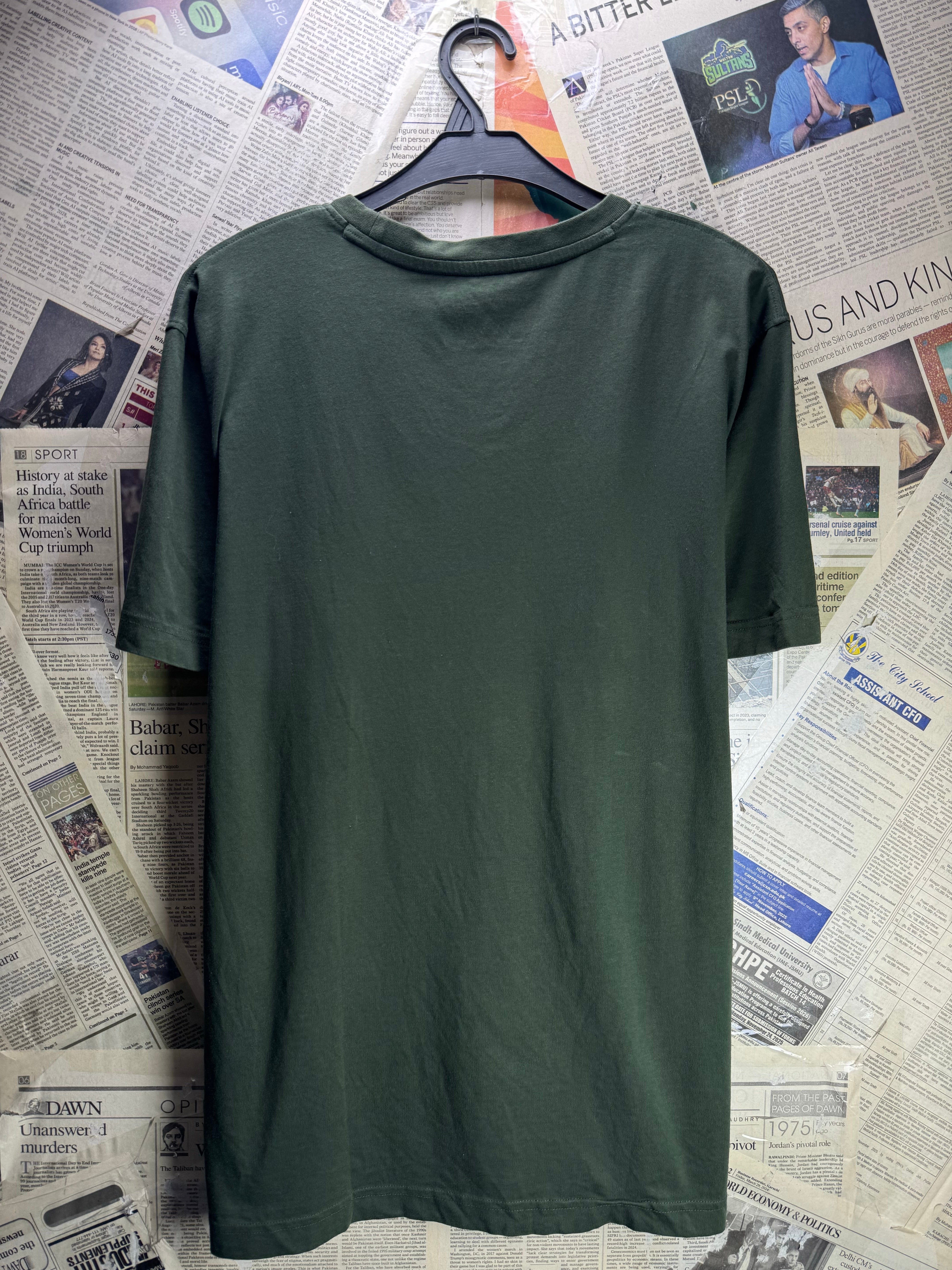 VanHeusen® Small | Chest: 21" | Green | T-Shirt | Cotton | 5111 - Genuine Maal