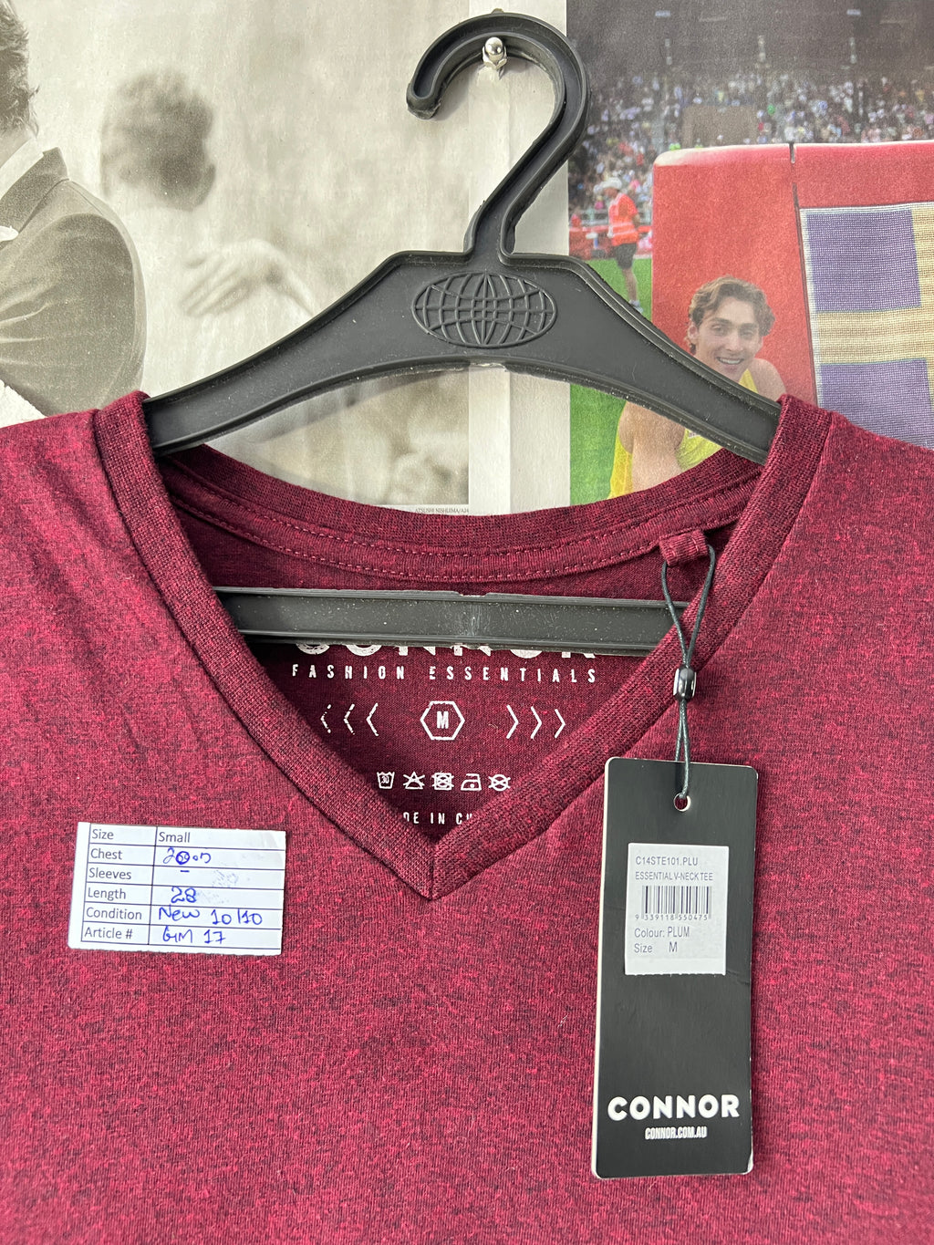 CORNOR® Red | Small | Chest: 20.5" | T17 - Genuine Maal