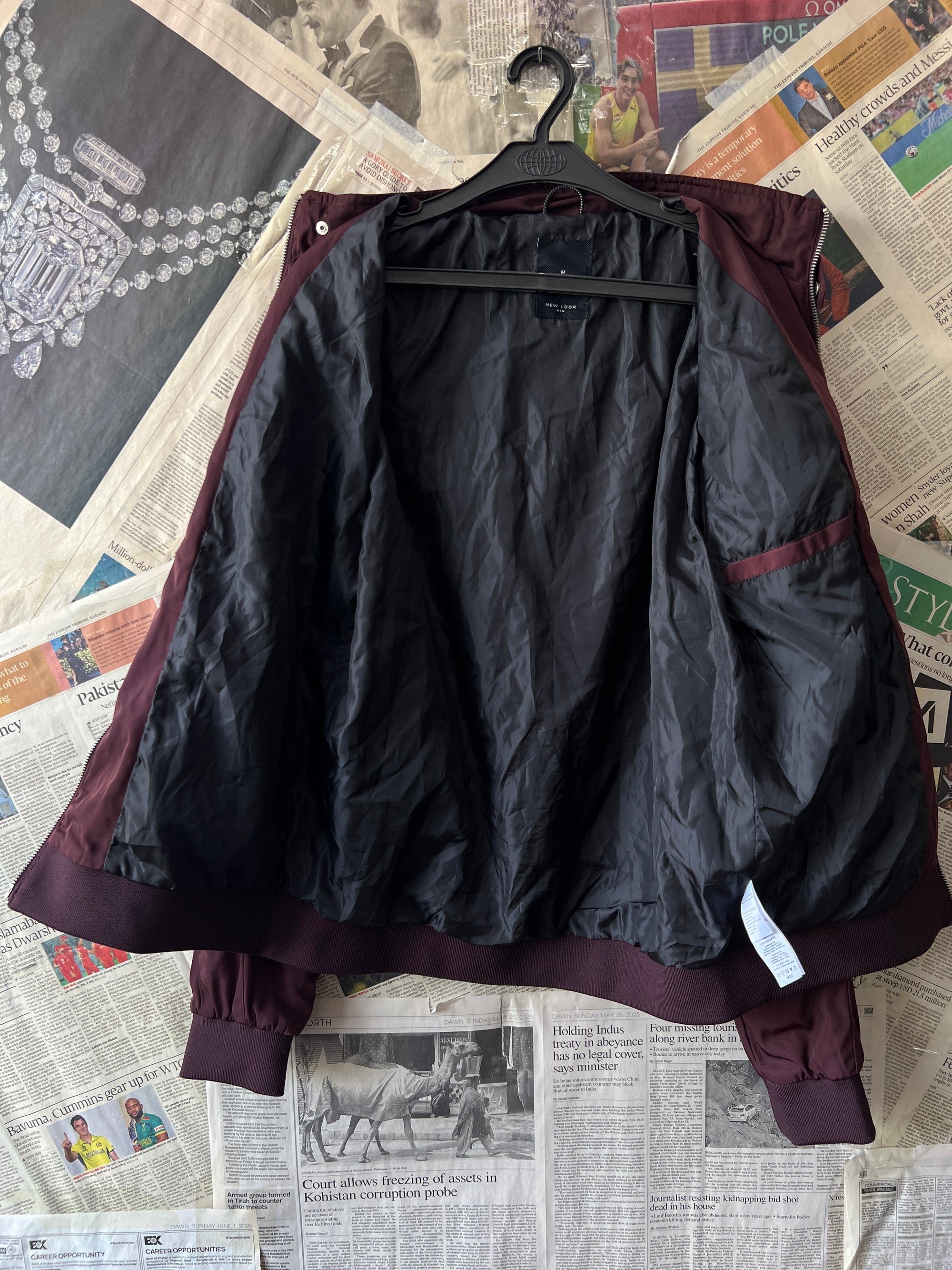 New Look® Medium | Chest: 21.5 | Maroon | Bomber Jacket | 800 - Genuine Maal