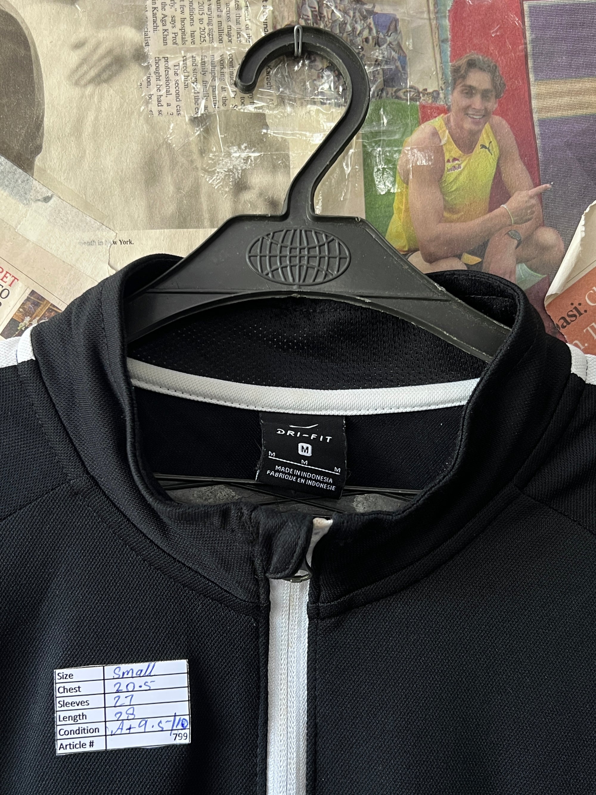 N*ke® Small | Chest: 20.5" | Black | Jacket | 799 - Genuine Maal