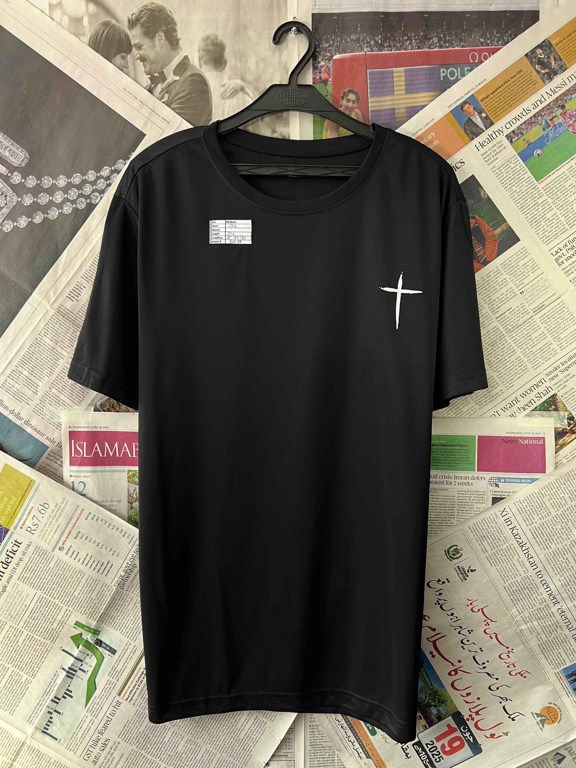 Black | Medium | Chest: 22.5" | T28 - Genuine Maal