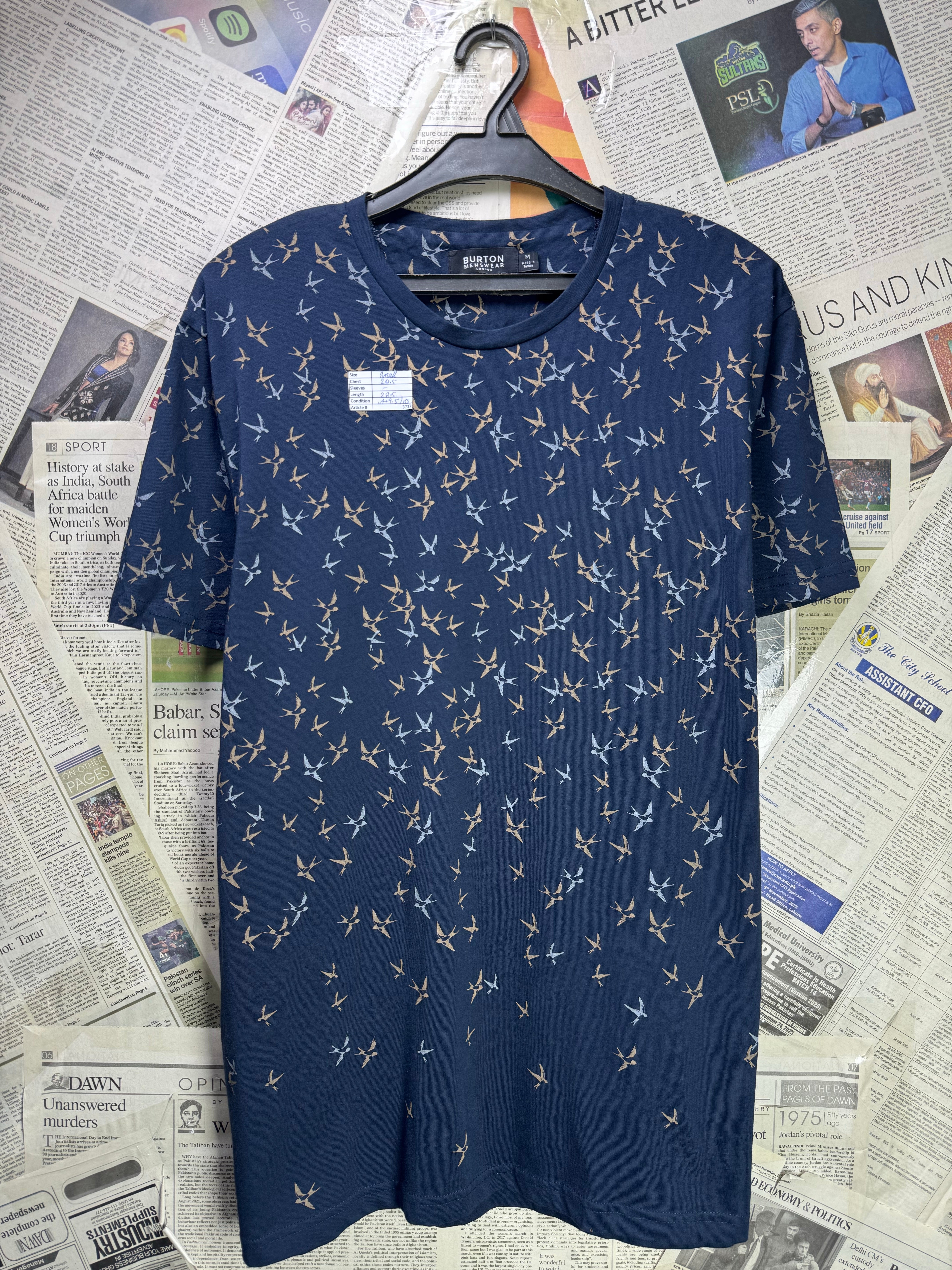 Burton® Small | Chest: 20.5" | Space Blue | T-Shirt | Cotton | 3737 - Genuine Maal