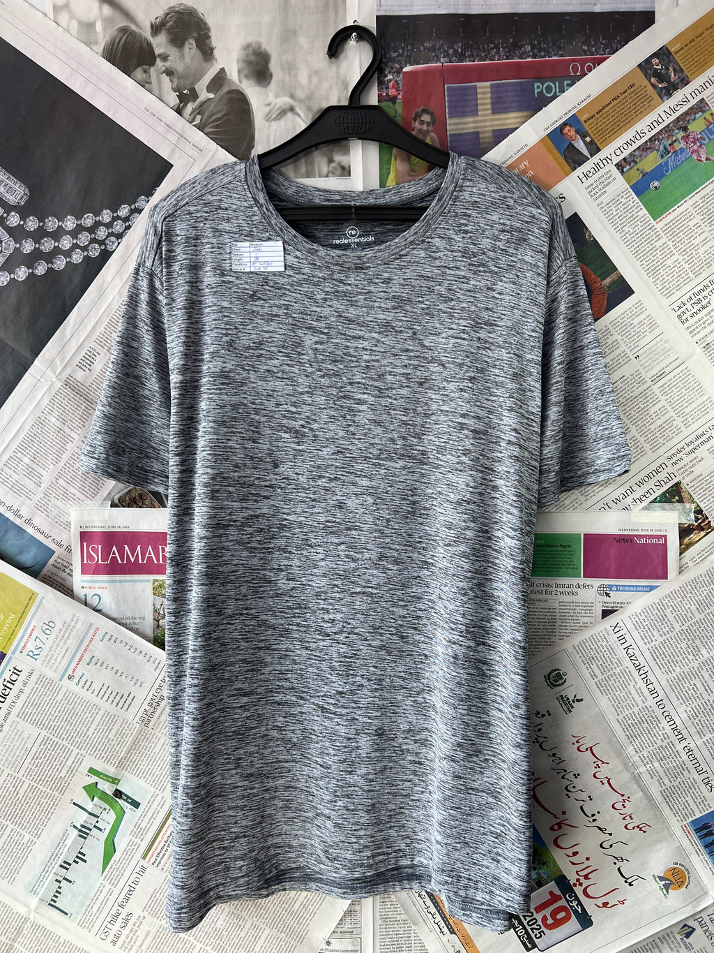 REAL ESSENTIALS® Grey | Medium | Chest: 22.5" | T47 - Genuine Maal