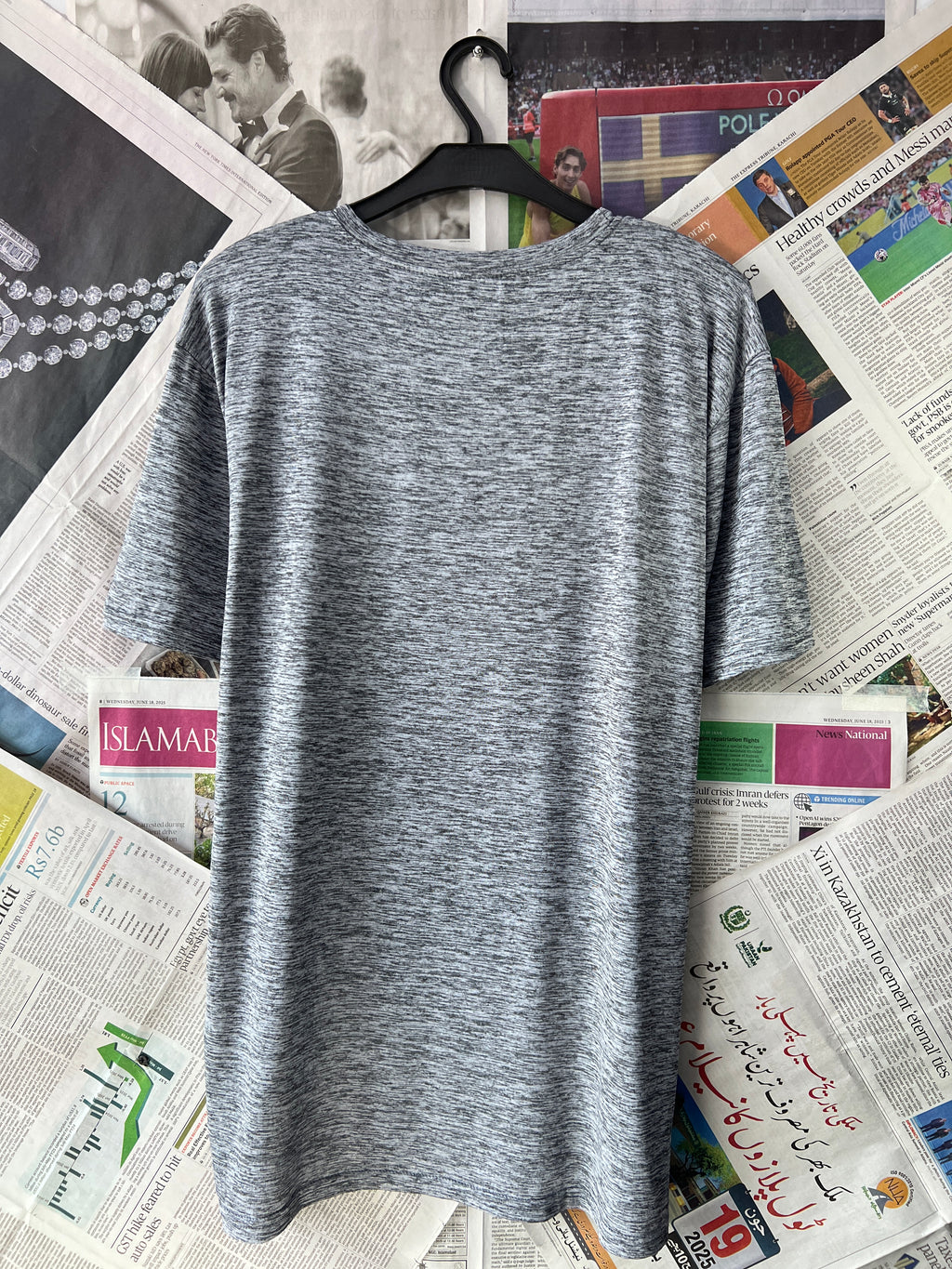 REAL ESSENTIALS® Grey | Medium | Chest: 22.5" | T47 - Genuine Maal