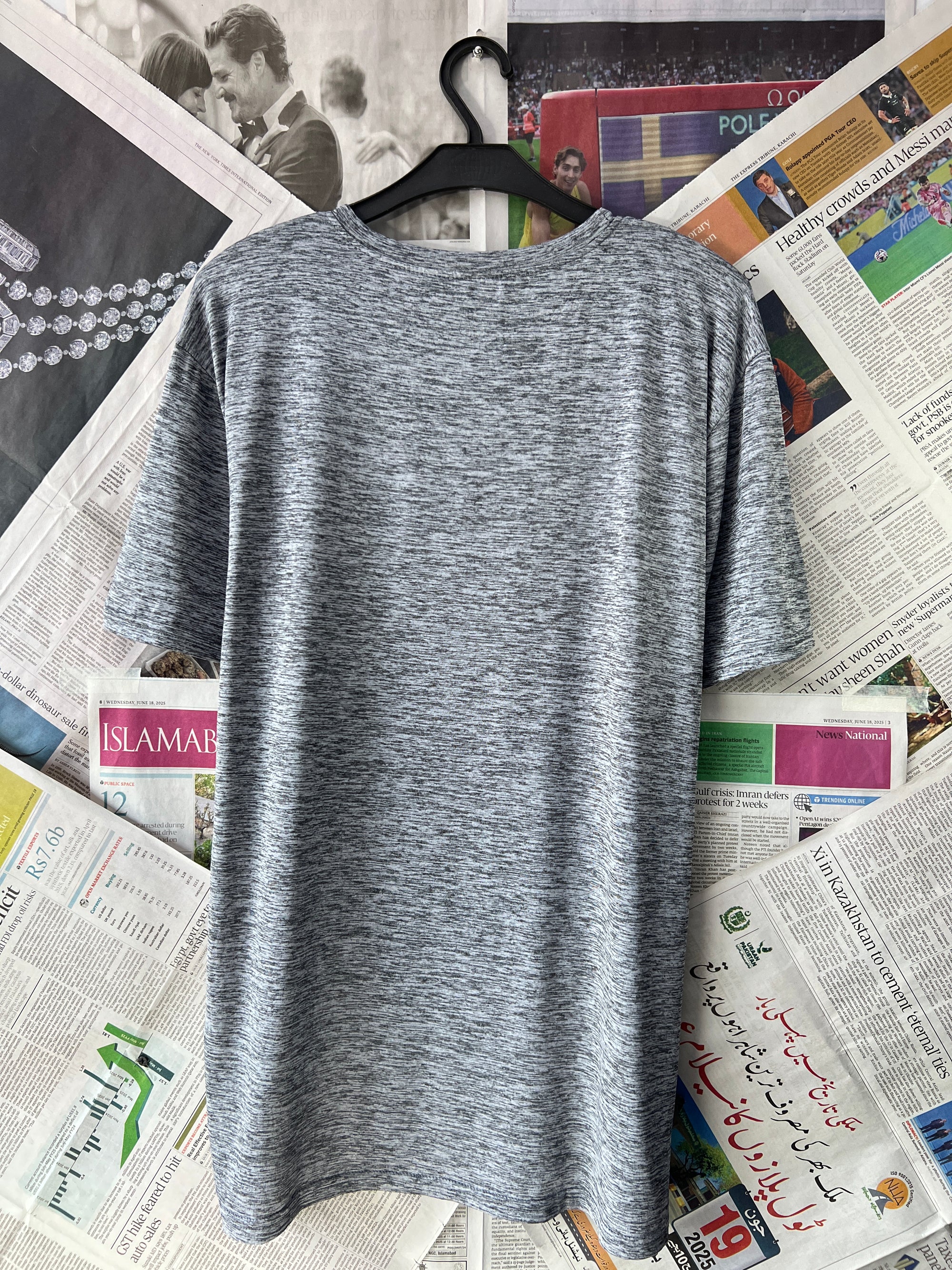 REAL ESSENTIALS® Grey | Medium | Chest: 22.5" | T47 - Genuine Maal