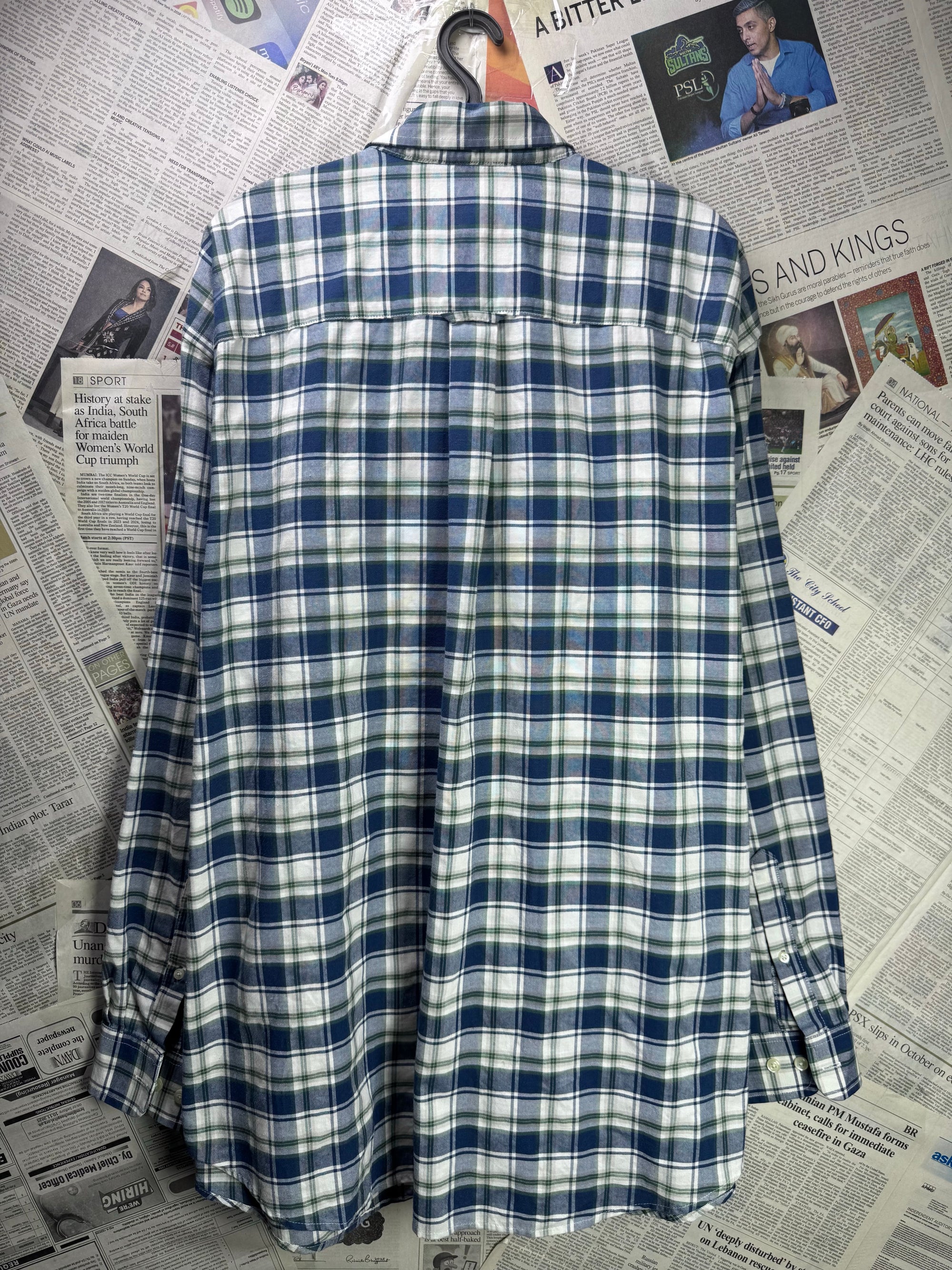 St. John's Bay® XXXL | Chest: 29" | Blue & White Plaid | Shirt | Cotton - Poly | 3751 - Genuine Maal