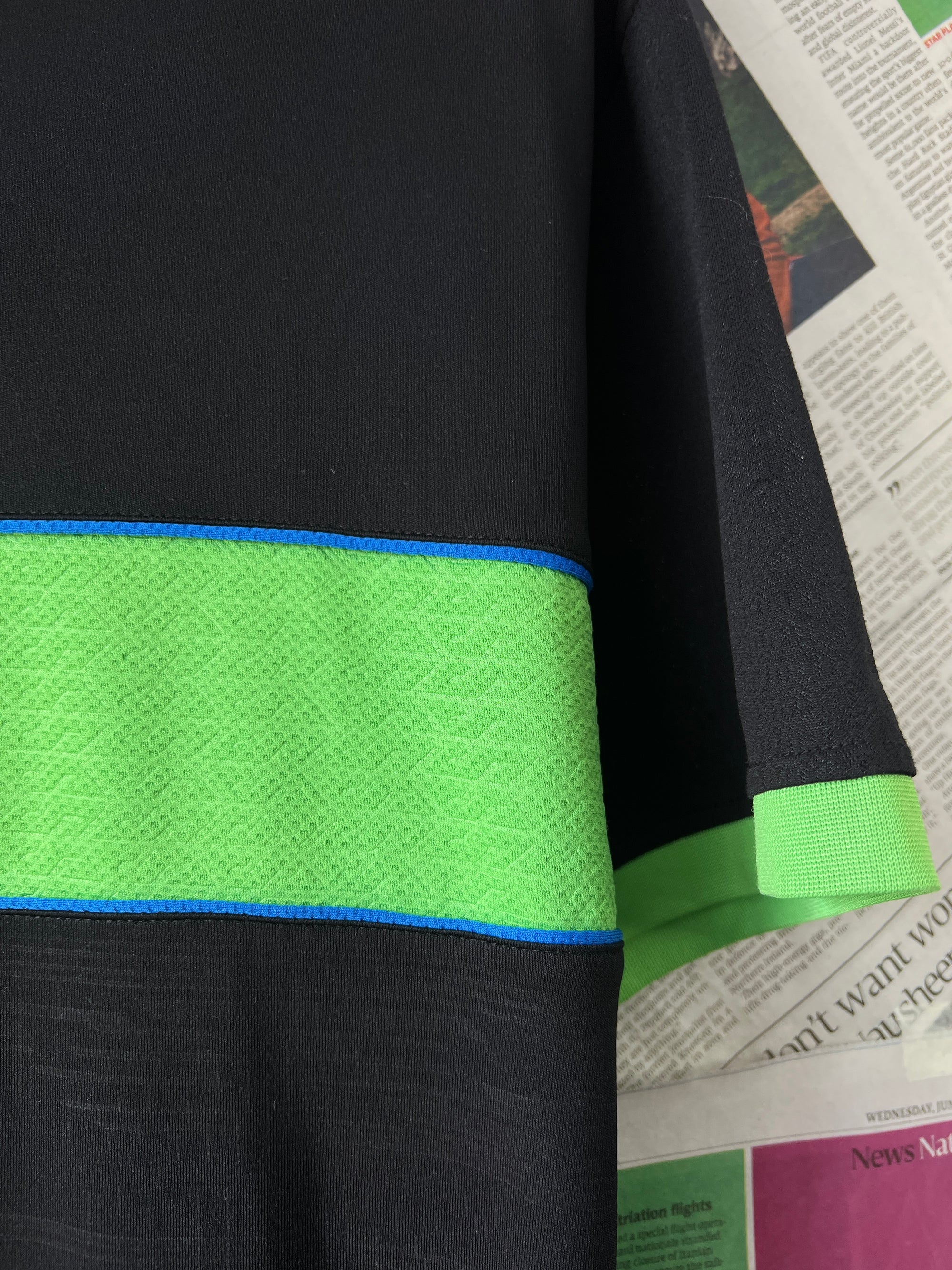 Black | Small | Chest: 21" | T50 - Genuine Maal