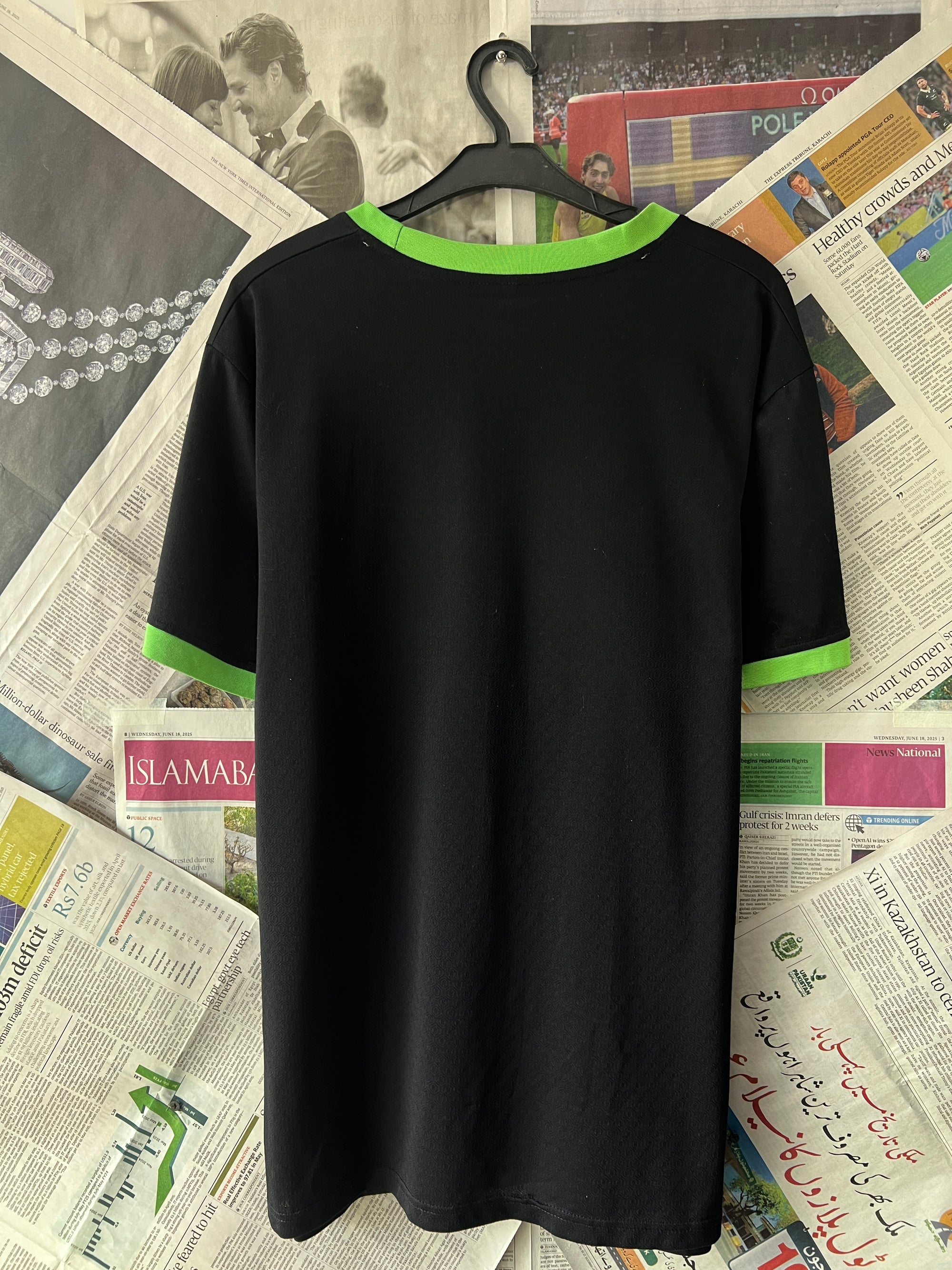 Black | Small | Chest: 21" | T50 - Genuine Maal