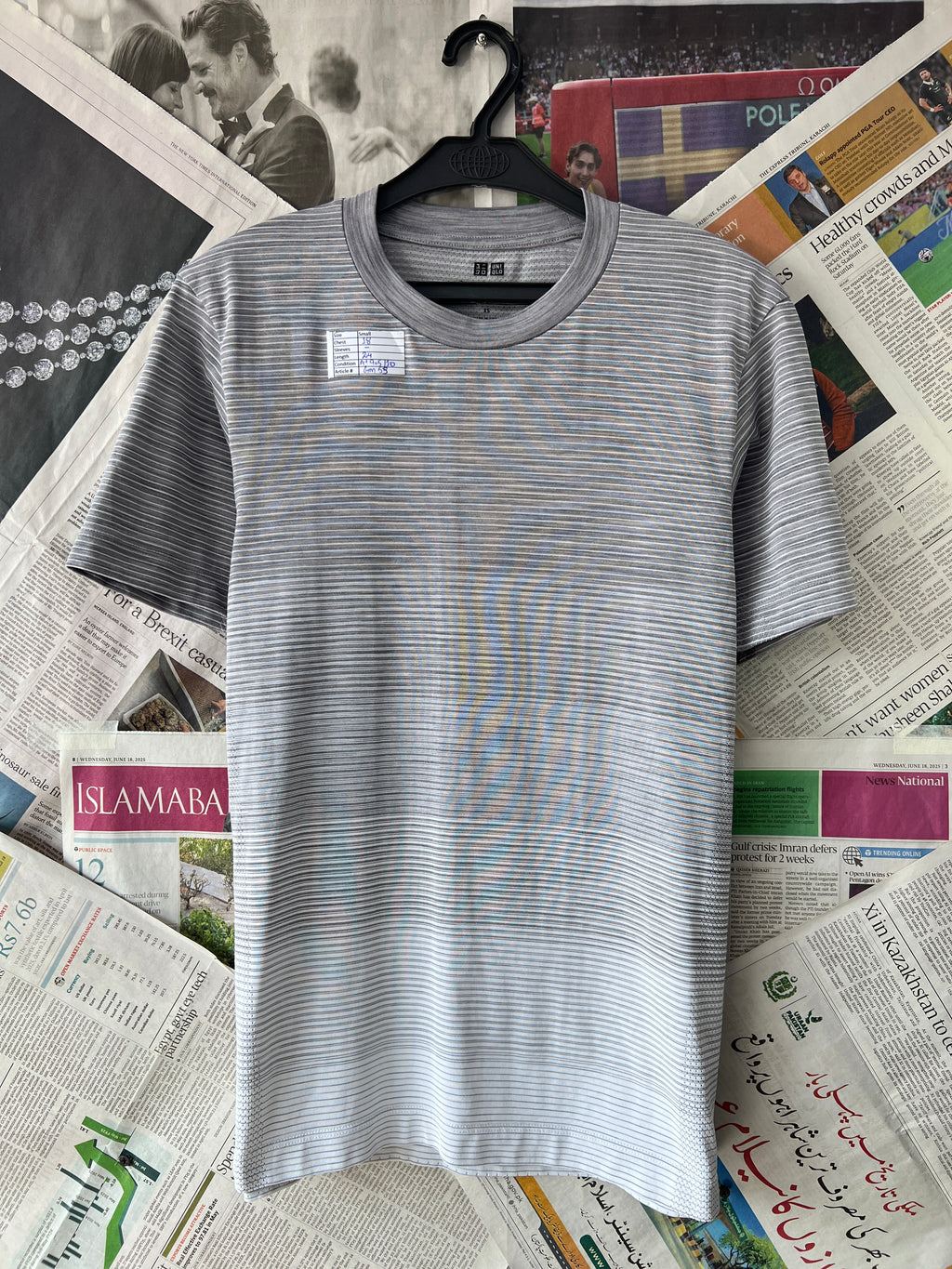 UNIQLO® Grey | XS | Chest: 18" | T53 - Genuine Maal