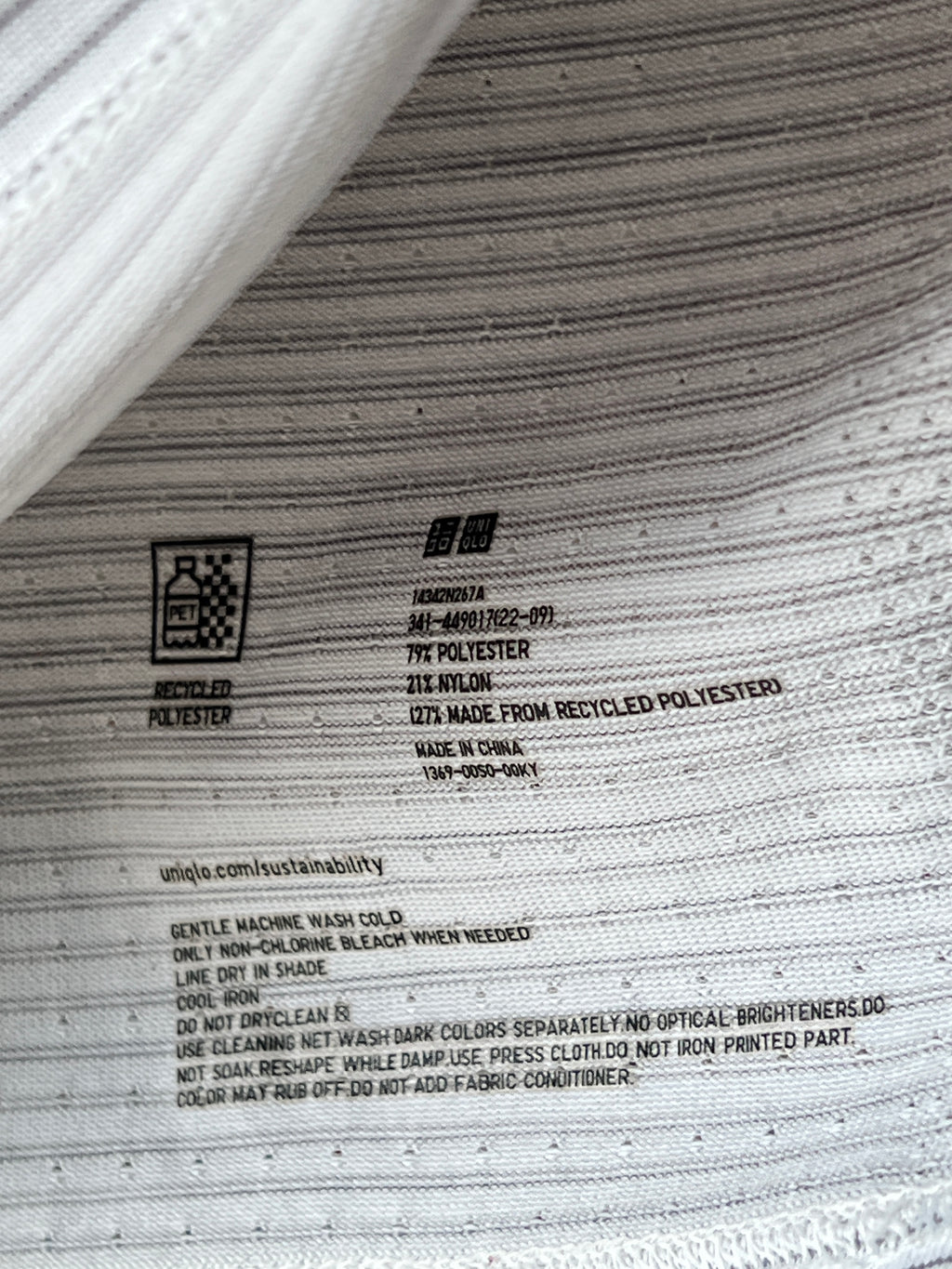 UNIQLO® Grey | XS | Chest: 18" | T53 - Genuine Maal