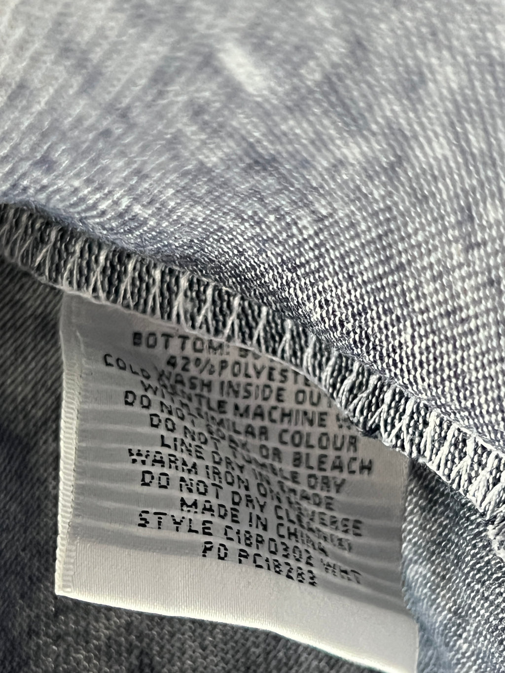 CONNOR® White | Medium | Chest: 22" | T70 - Genuine Maal