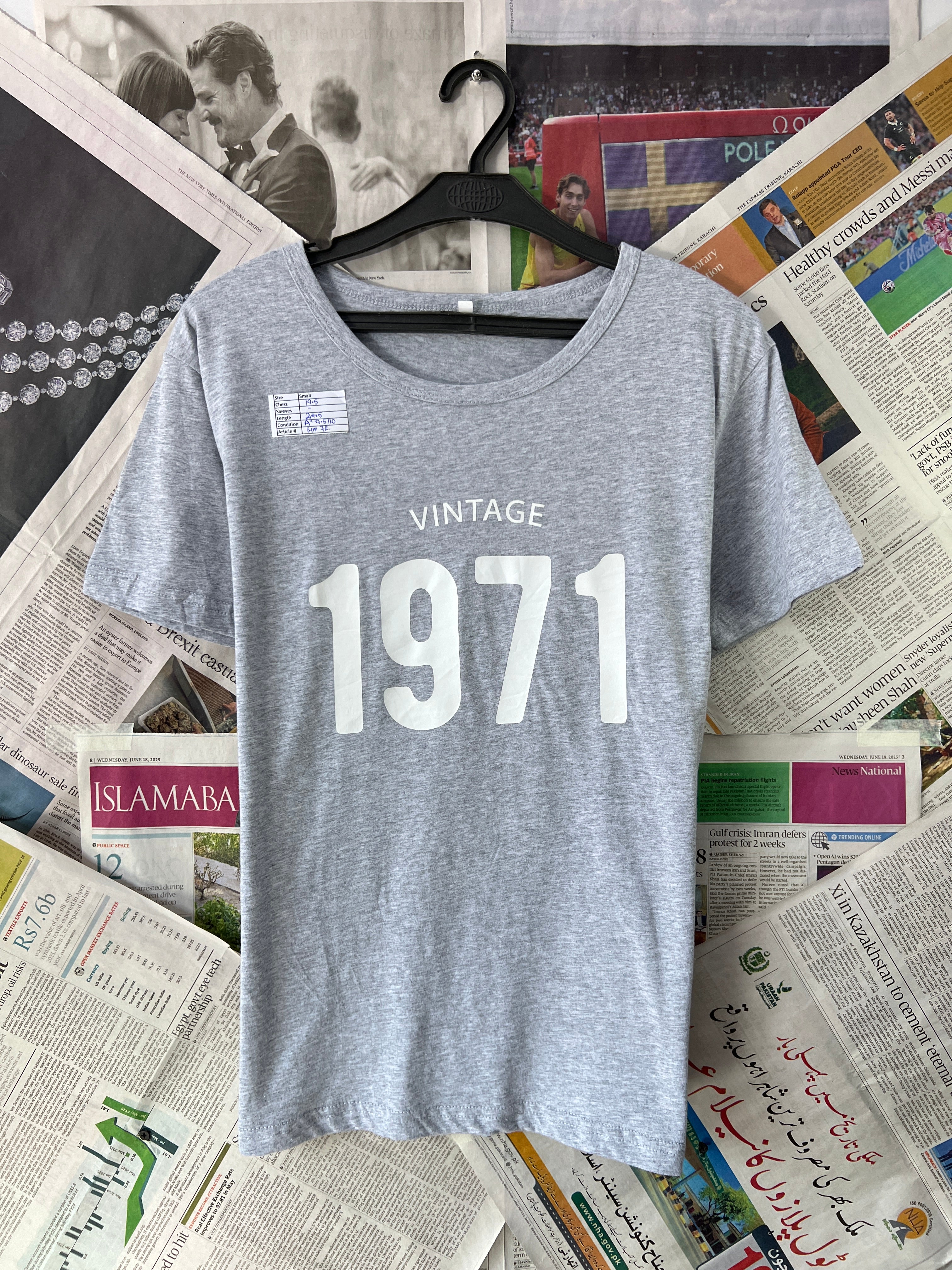 Grey | Small | Chest: 19.5" | T72 - Genuine Maal