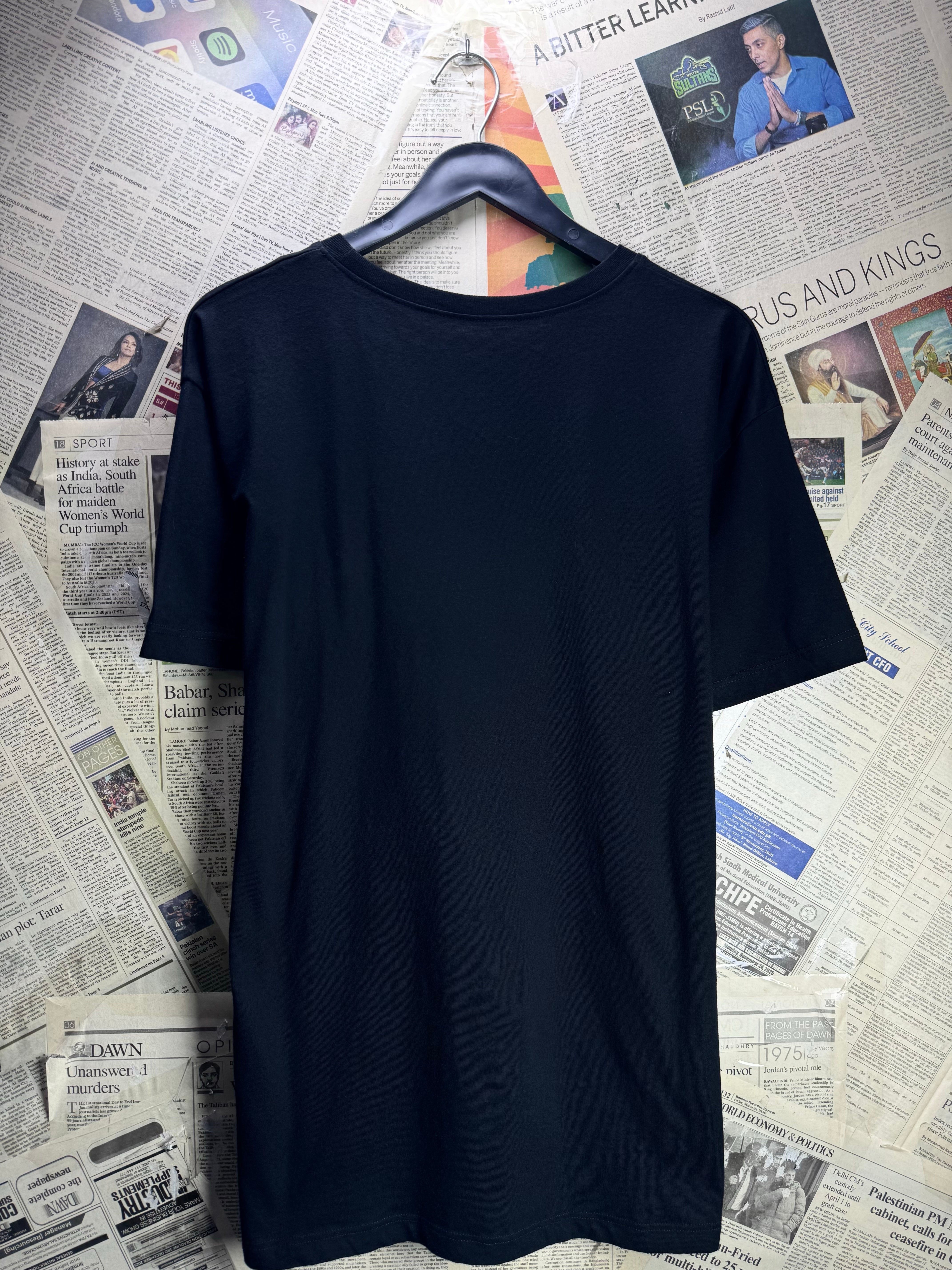 River Island® Medium | Chest: 21.5" | Black | T-Shirts | Cotton | 4506 - Genuine Maal