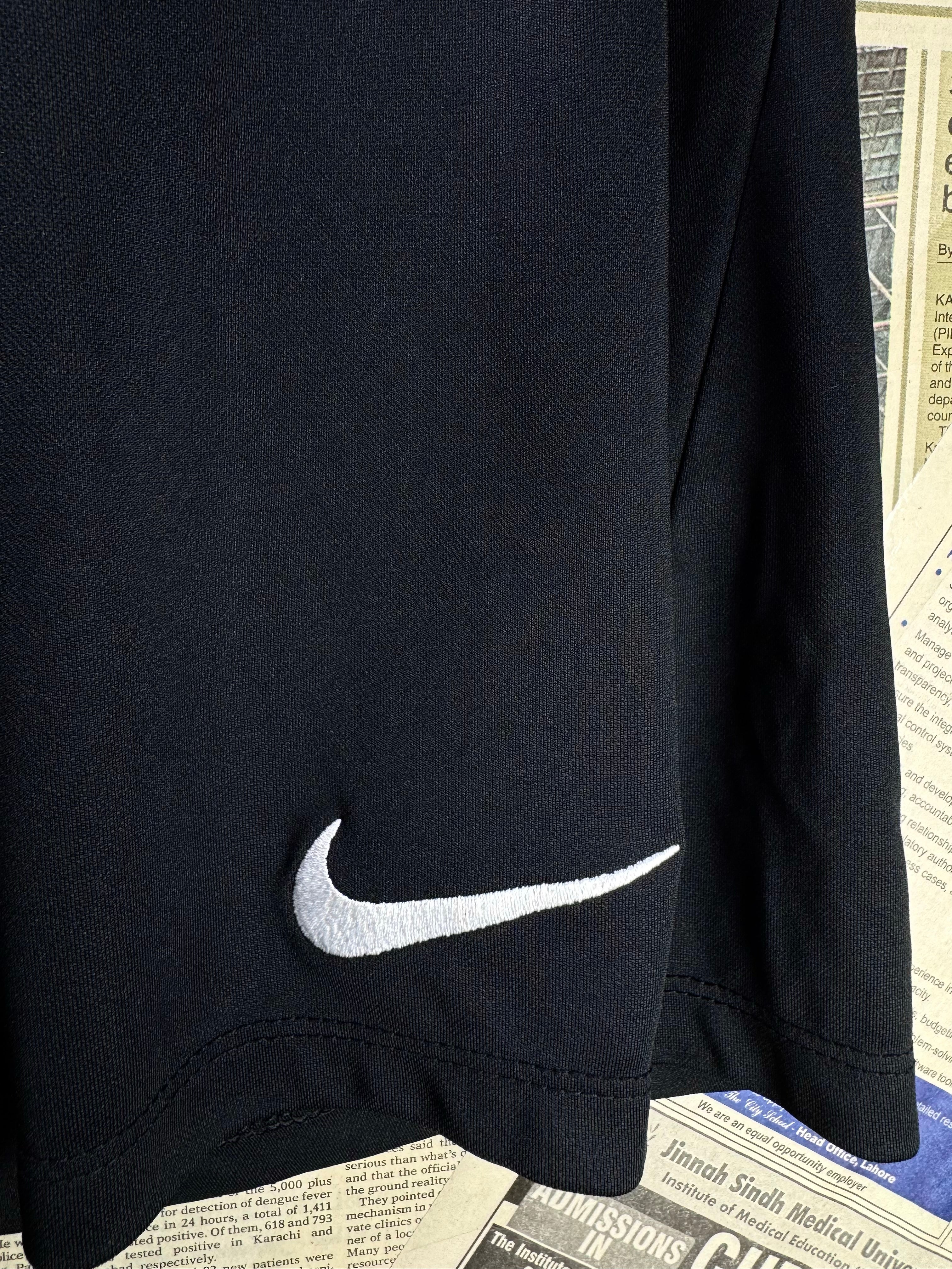 N*ke® Small | Chest: 19.5" | Black | Sports Track Suit | Polyester | 5316 - Genuine Maal