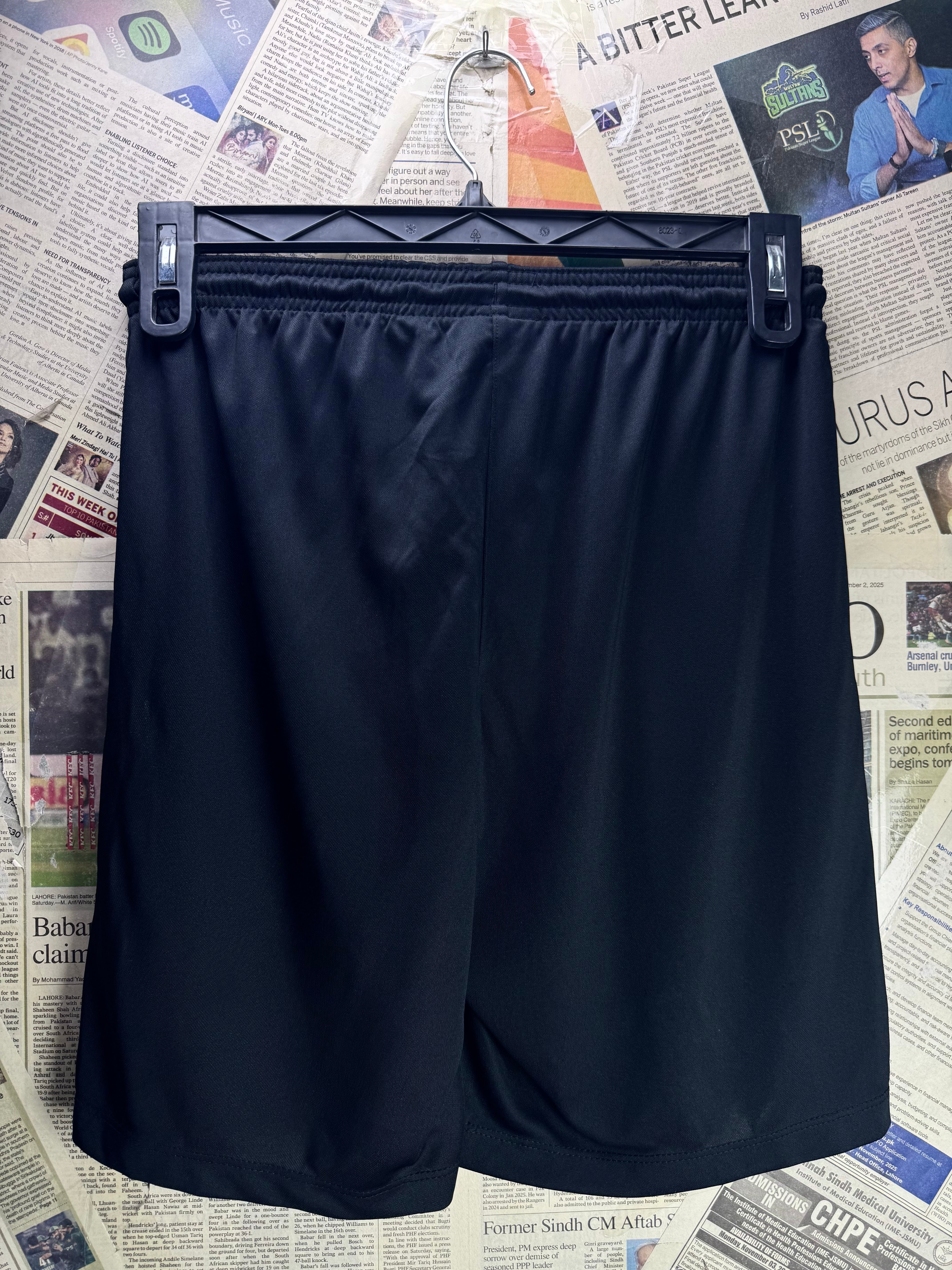 N*ke® Small | Chest: 19.5" | Black | Sports Track Suit | Polyester | 5316 - Genuine Maal