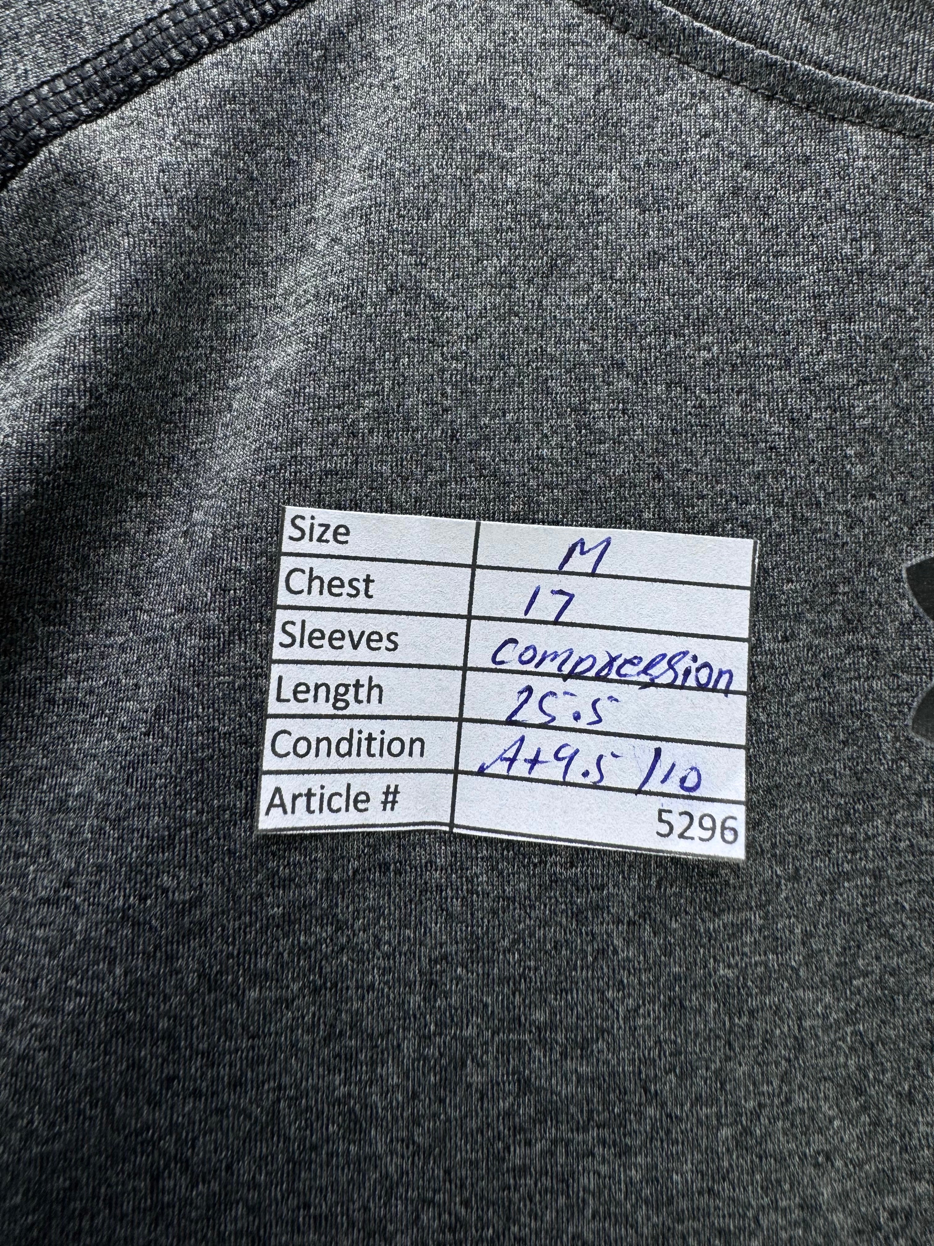 Under Armo*r® Medium | Chest: 17" | Grey | Compression T-Shirts | Poly - Elastane | 5296 - Genuine Maal