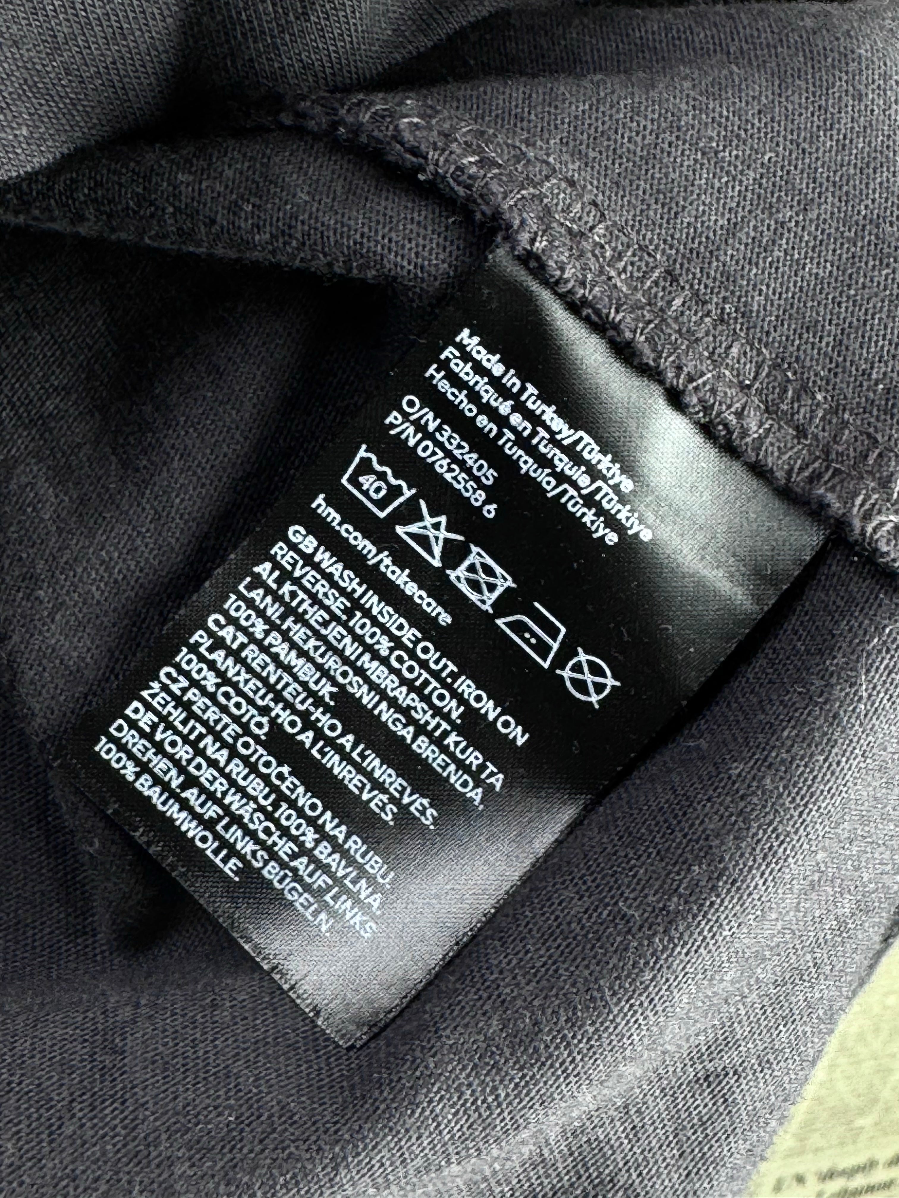 H&M® Medium | Chest: 21.5" | Black | T-Shirts | Cotton | 5343 - Genuine Maal