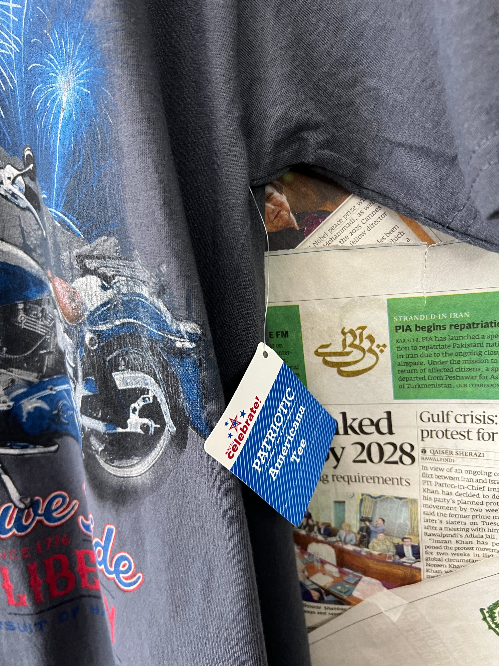 PATRIOTIC® Grey | Small | Chest: 19.5" | T110 - Genuine Maal