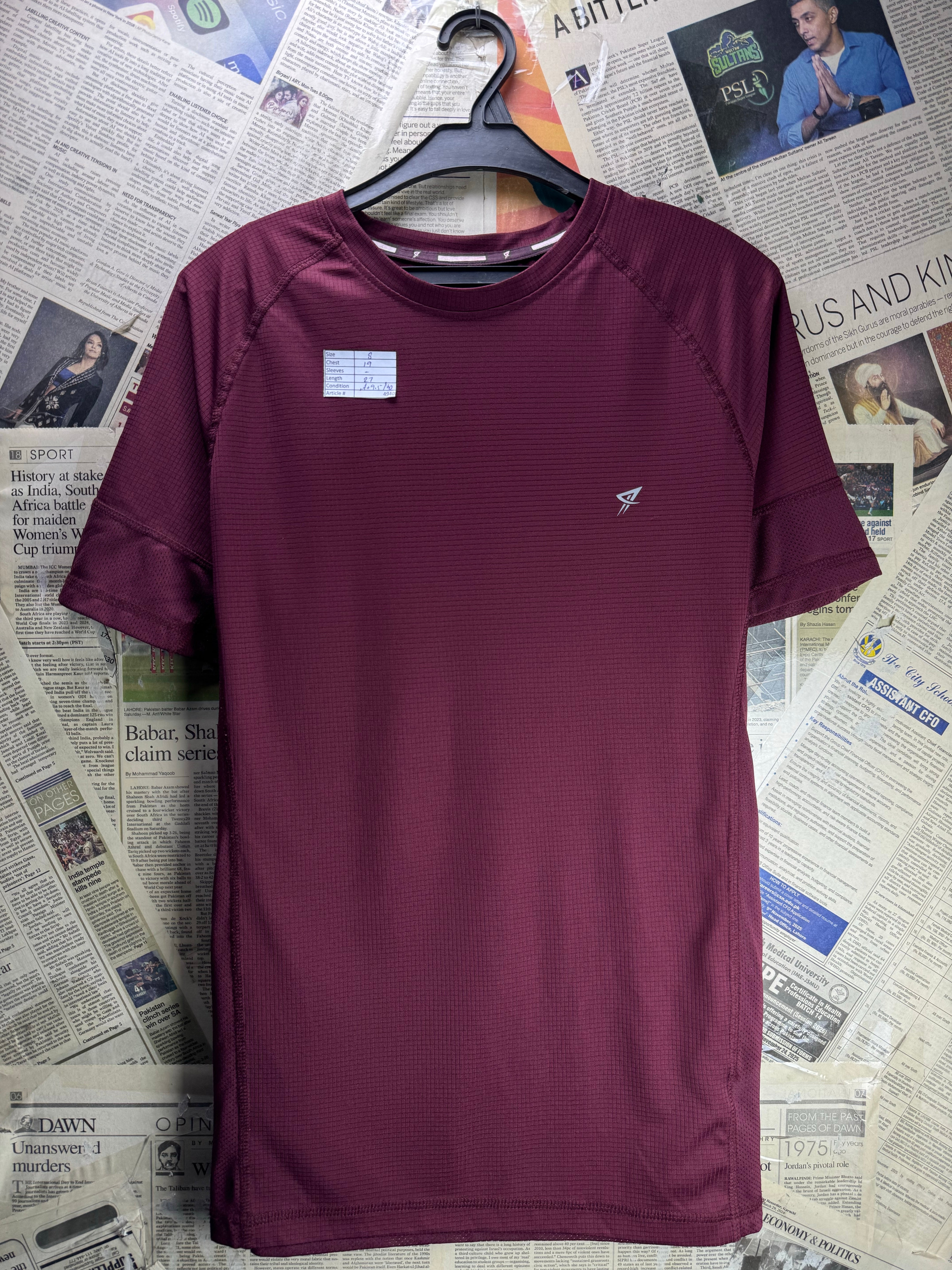 Workout® Small | Chest: 19" | Red | Sports T-Shirt | Polyester | 4940