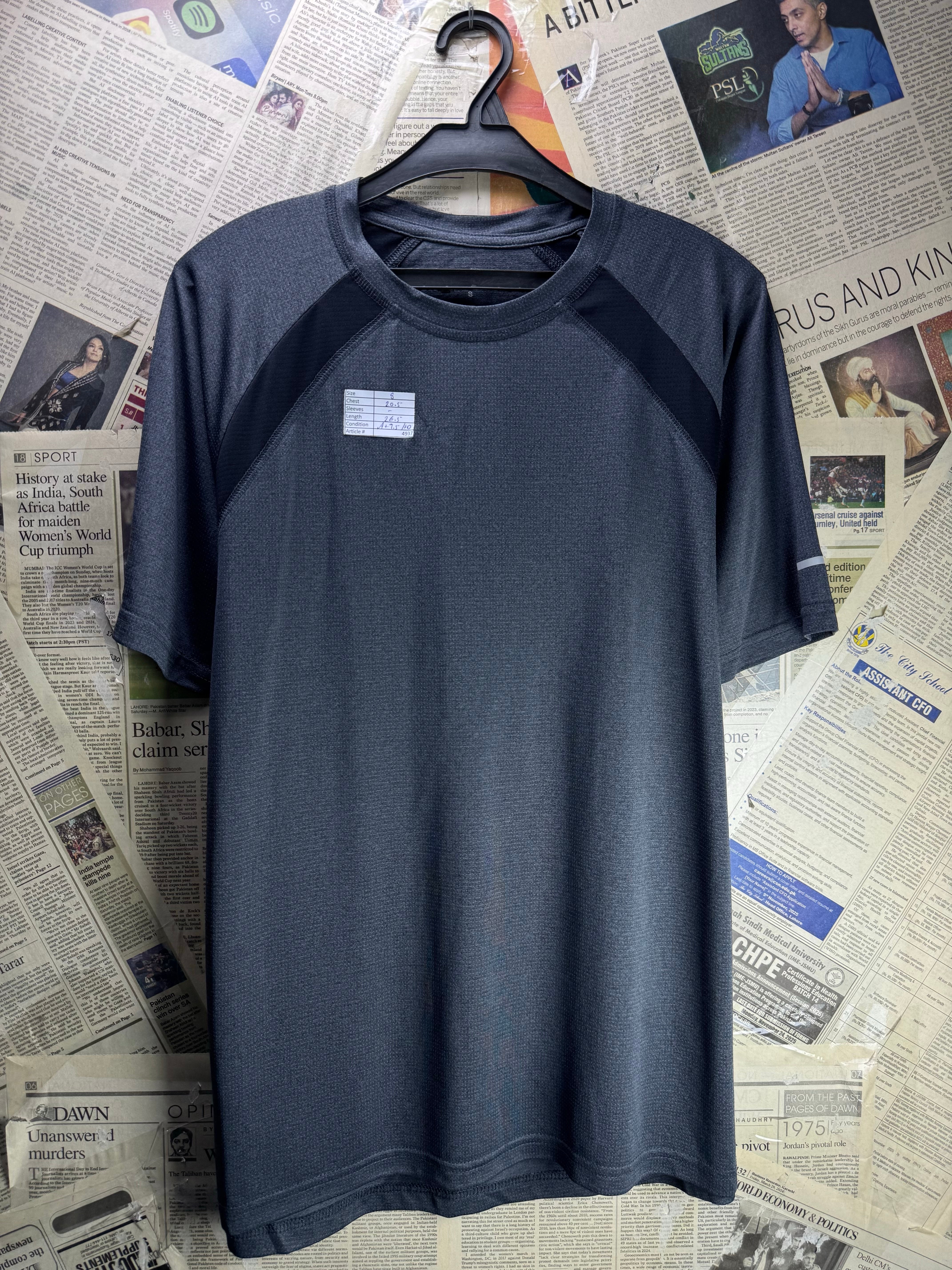 Dunnes® Small | Chest: 20.5" | Black | Sports T-Shirt | Polyester | 4937
