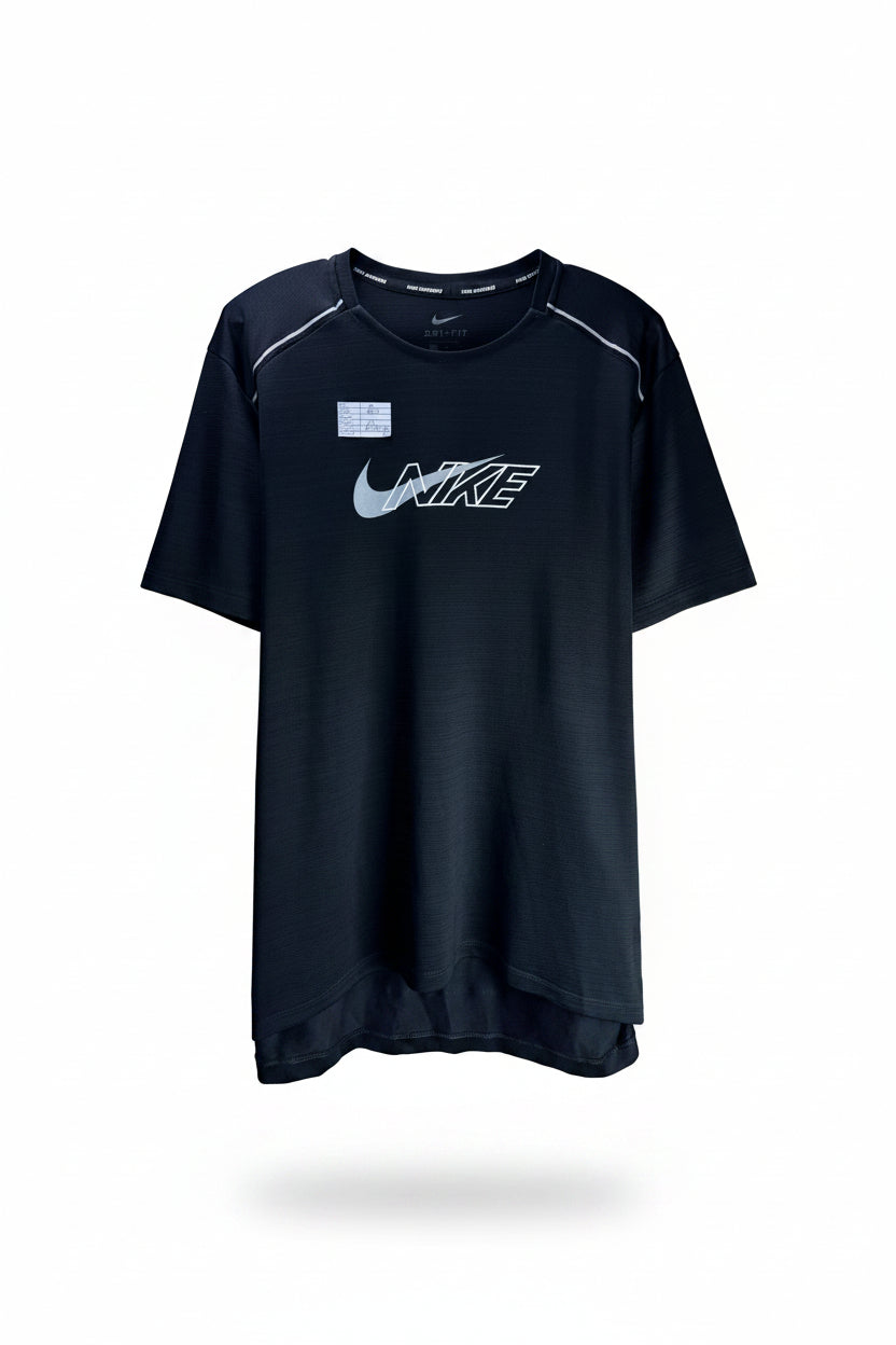 N*ke® Small | Chest: 20.5" | Black | Sports T-Shirt | Polyester | 4936 - Genuine Maal