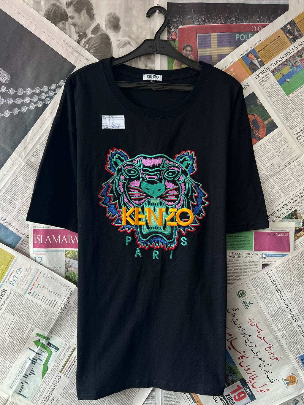 KENZO PARIS® BLACK | Large | Chest: 23" | T129 - Genuine Maal