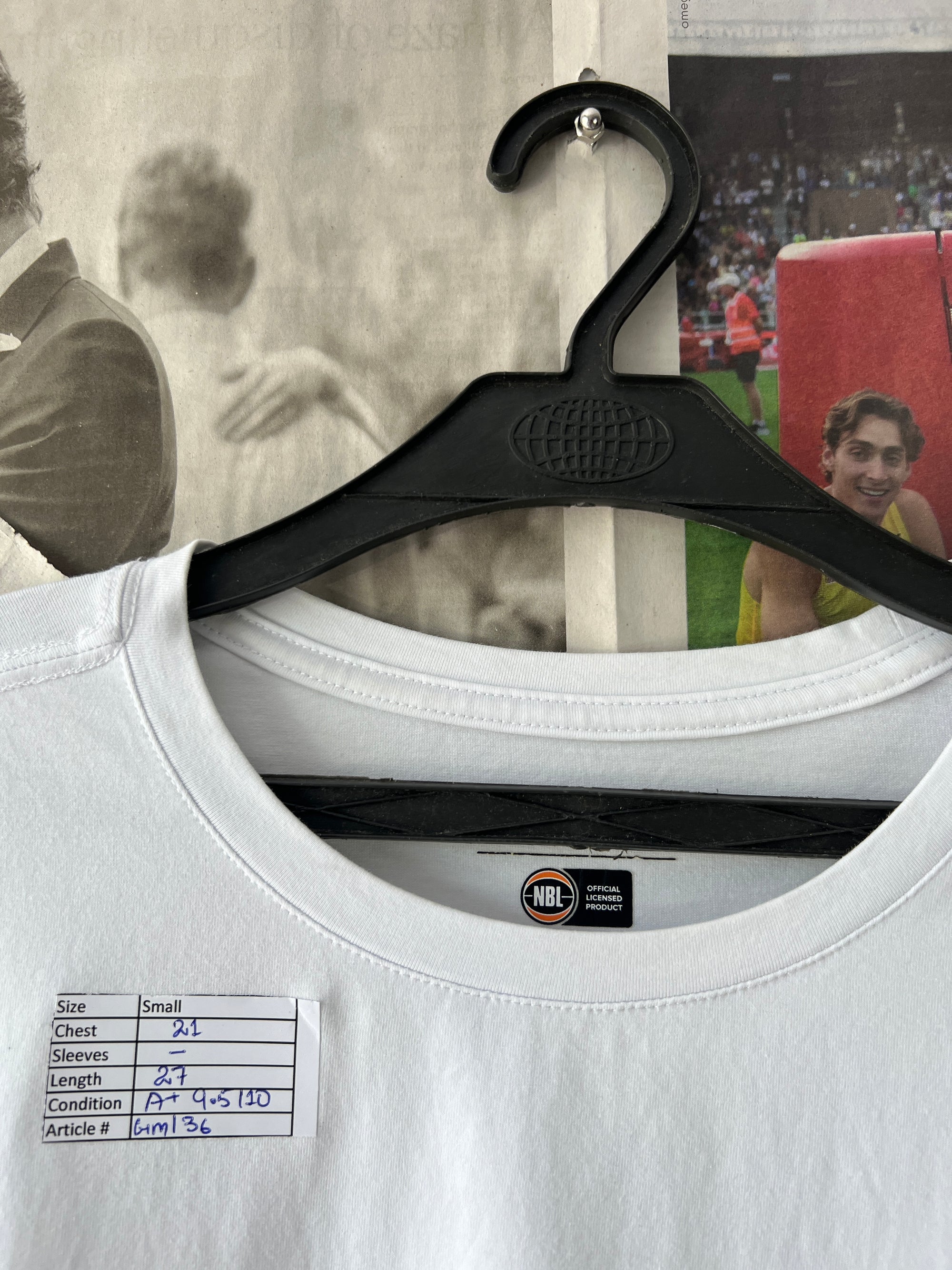 CHAMPION® White | Small | Chest: 21" | T136 - Genuine Maal
